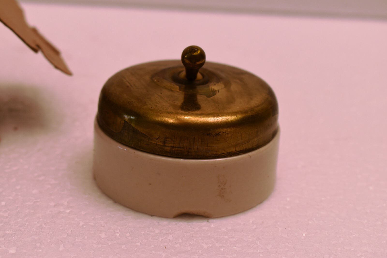 Antique Brass Toggle Switch Vitreous 15A 250V UMA England Box 2.6 Inch Electri”R