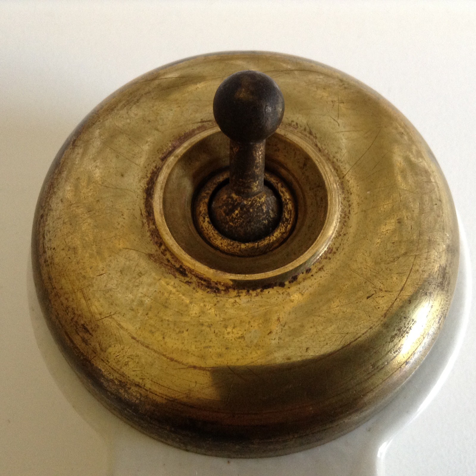 LARGE ANTIQUE ART DECO BRASS & CERAMIC DOLLY LIGHT INDUSTRIAL SWITCH SOCKET