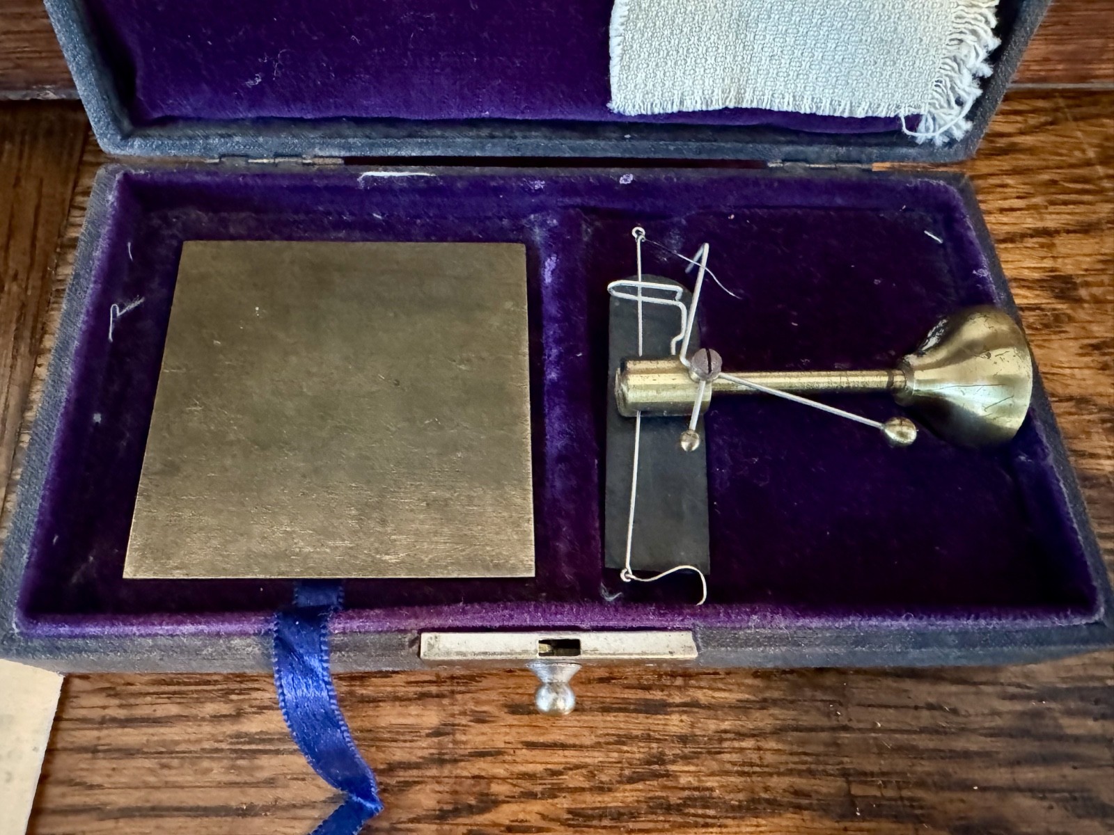 Antique Thomas Yarn Assorting Balance No 1 Instrument Manchester Complete 1885