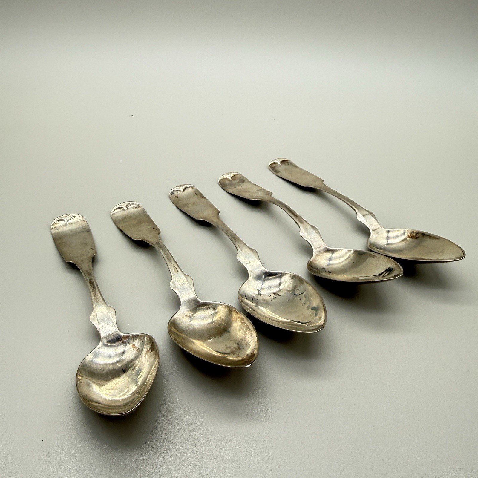 Five Antique American Coin Silver Spoons Fiddle Pattern Feathered Profile Mark