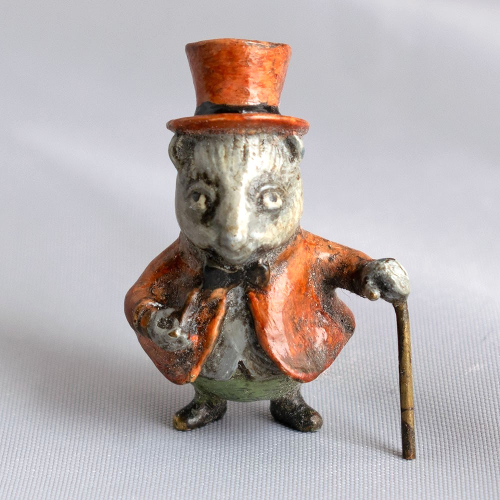 COLD PAINTED BRONZE Miniature GENTLEMAN GUINEA PIG Signed WS – Rare Sculpture
