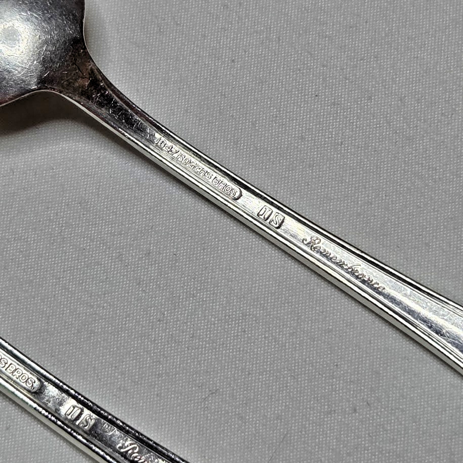 1847 Rogers Bros Remembrance 5 Piece International Silverplate Place Setting