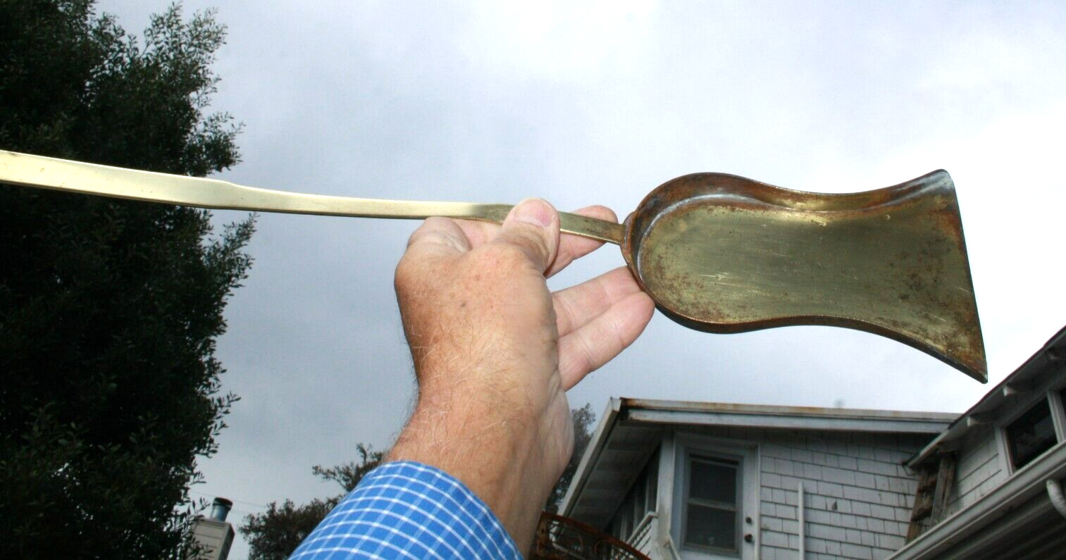 Vintage Antique Solid Brass Fireplace Ash Shovel Scoop with Brass Handle 21.75″