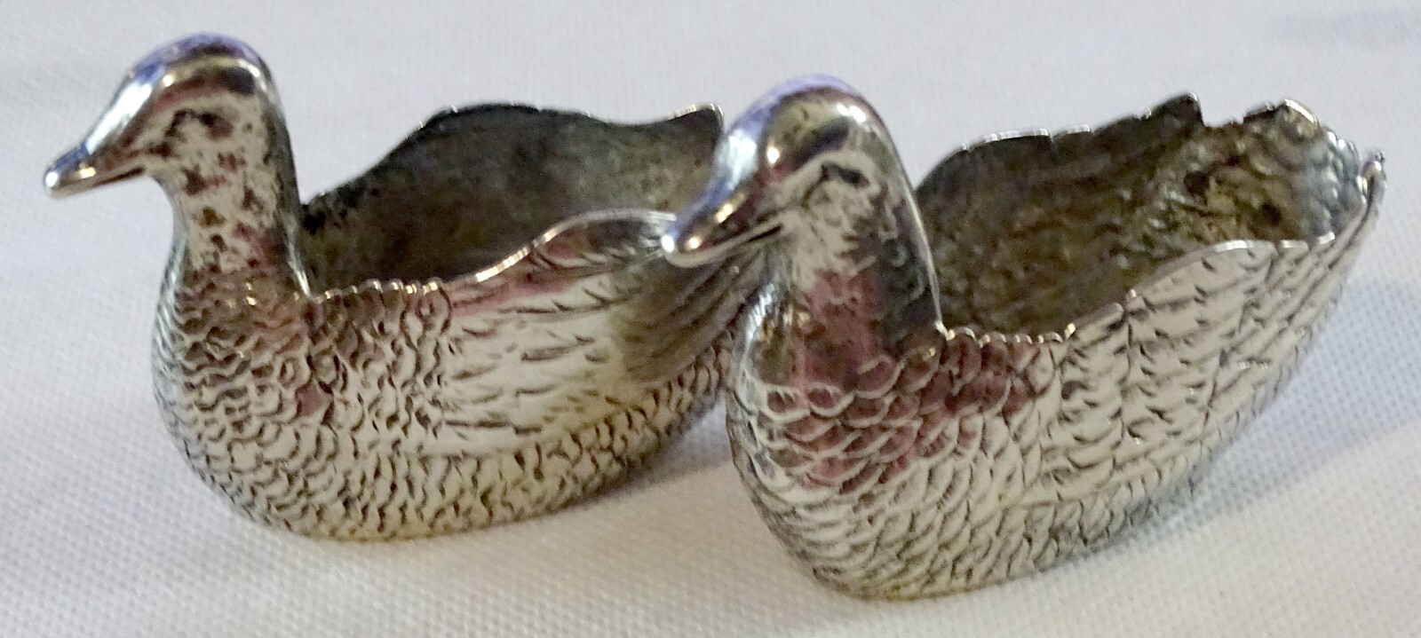 Two Matching 800 Silver 3 1/2″ Swans Heavy 2.62 Ounces