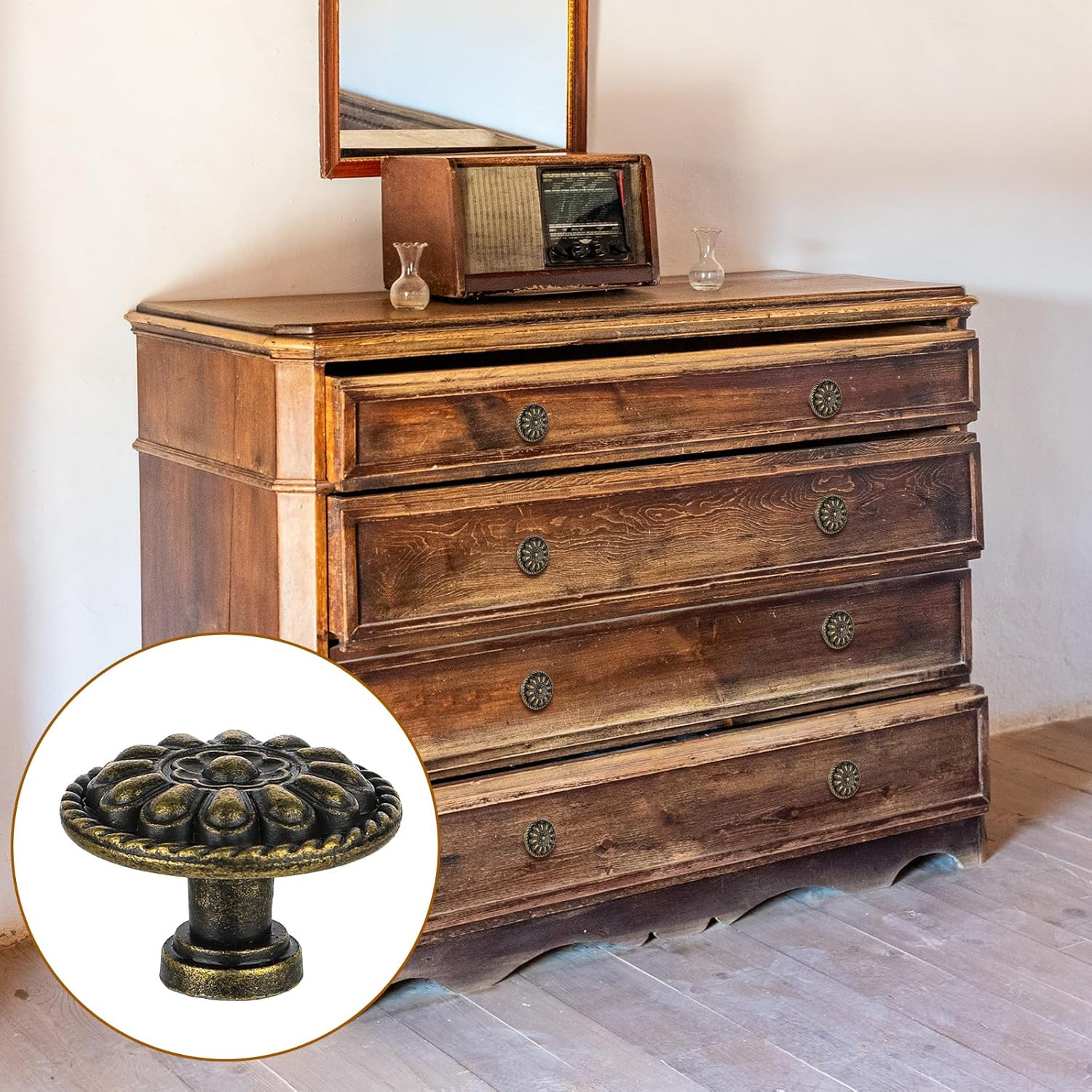 8PCS Antique Brass Drawer Knobs 1.18in Vintage Cabinet Pulls with Screws