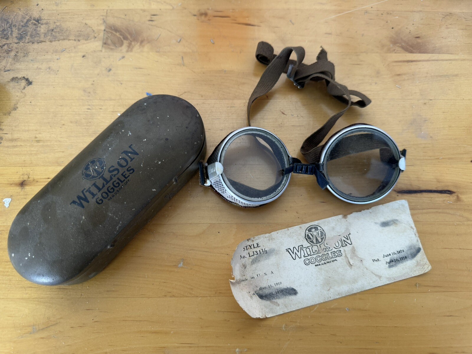 Aviator Motorcycle Wilson Goggles Style LJ 31 1/2 With Case & Paper