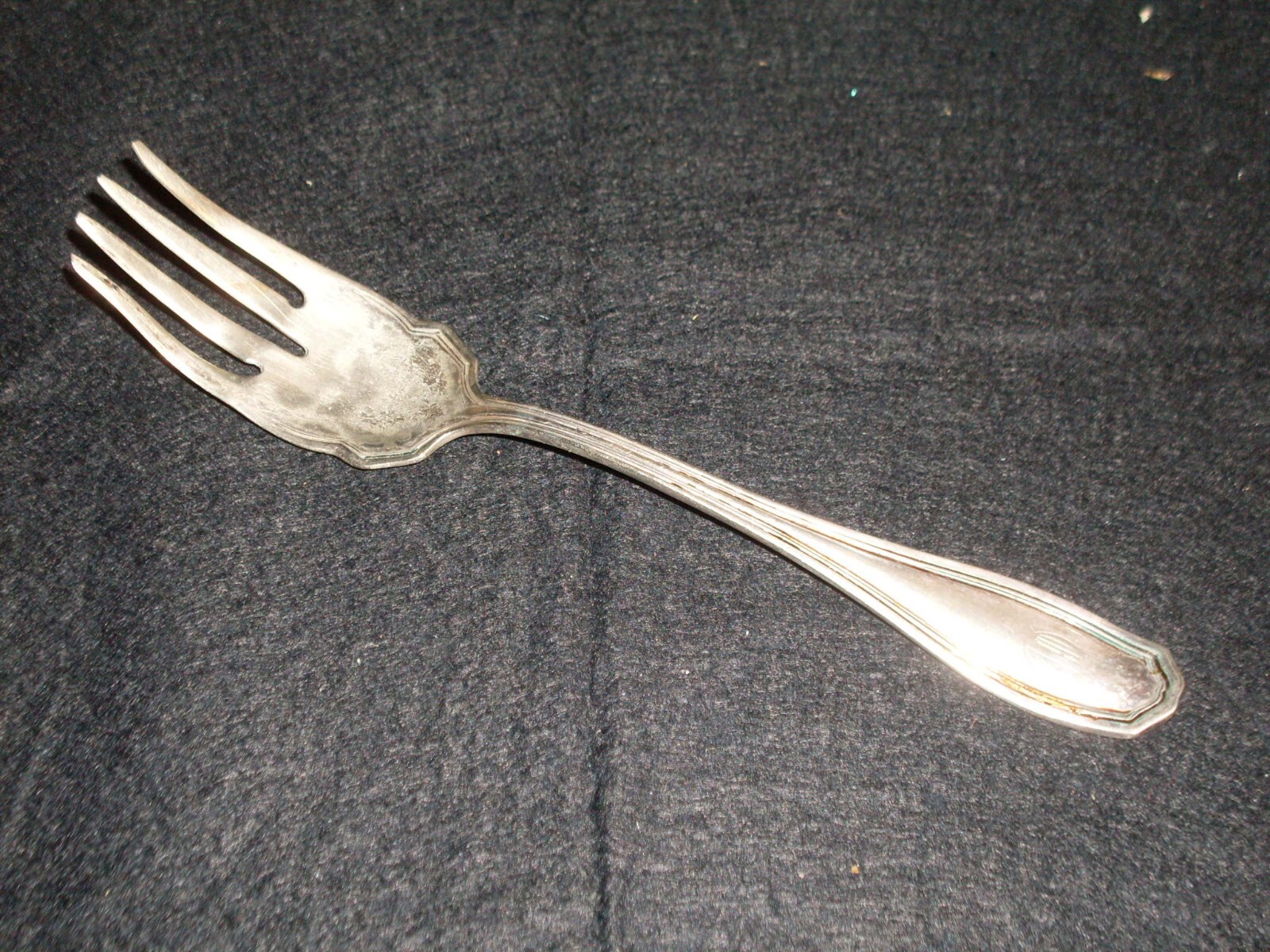 Antique Wm Rogers & Son AA Silverplate Cold Meat Fork. 1919 Commodore pattern