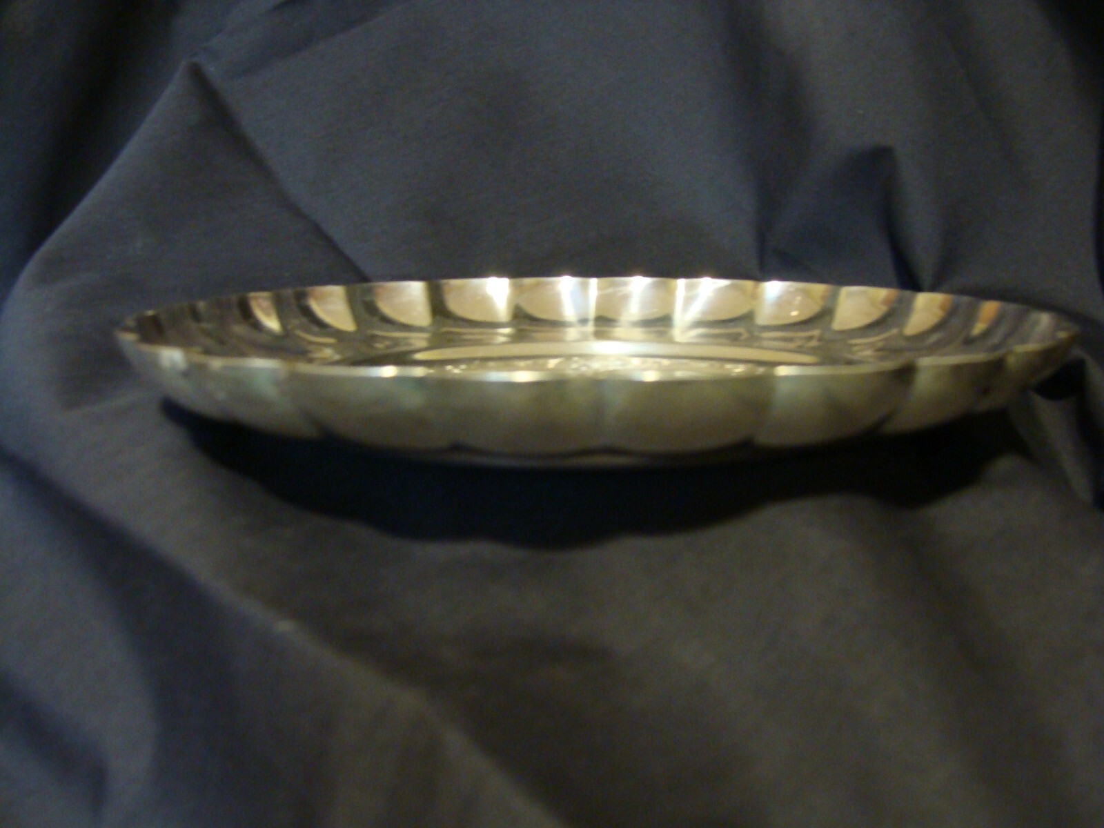 Silver Plate – Round with stunning scalloped edge, 7″ dia. X .75″ height.