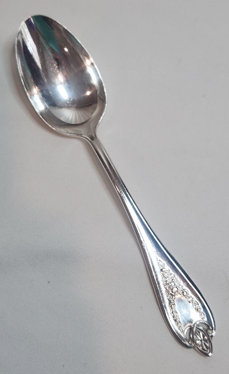Rogers Bros OLD COLONY Triple Silver Plate Serving Spoon International 8.25in