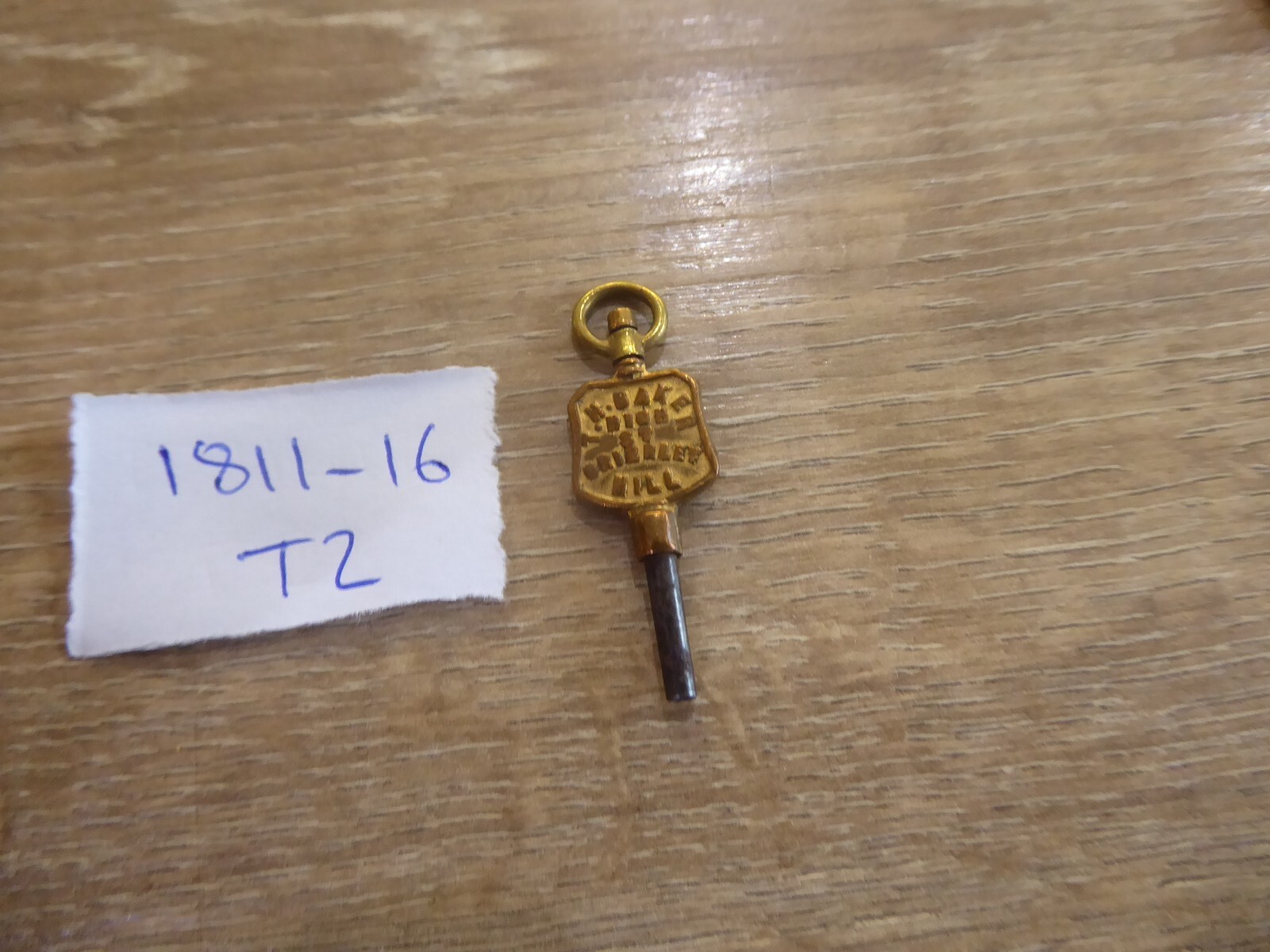 BRIERLEY HILL MAKER T.H.BAKER GENUINE ANTIQUE ADVERTISING POCKET WATCH KEY.