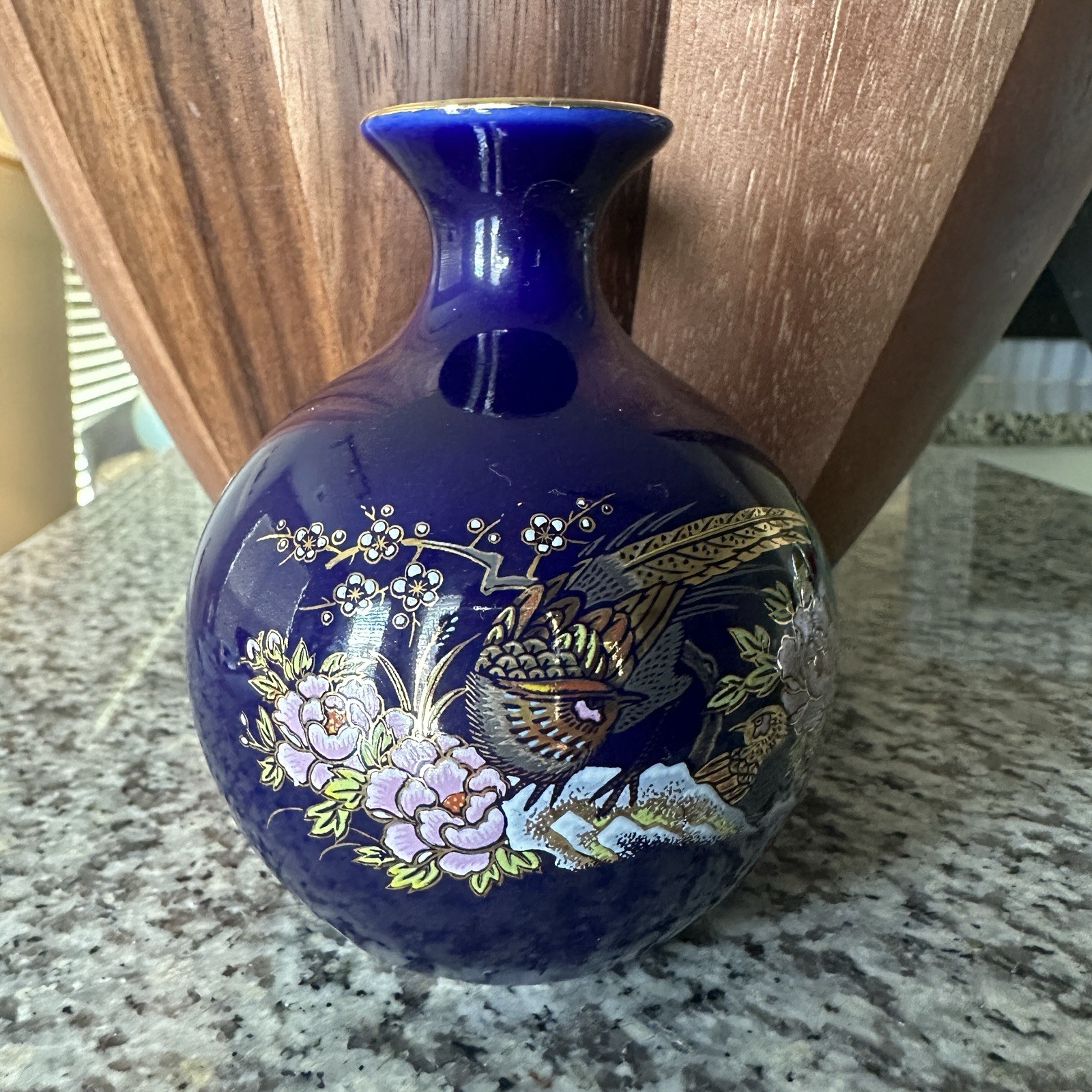 VTG Kutani Vase 4.5 Inch Cobalt Blue Porcelain Japan Gold Bird Blooming Flowers