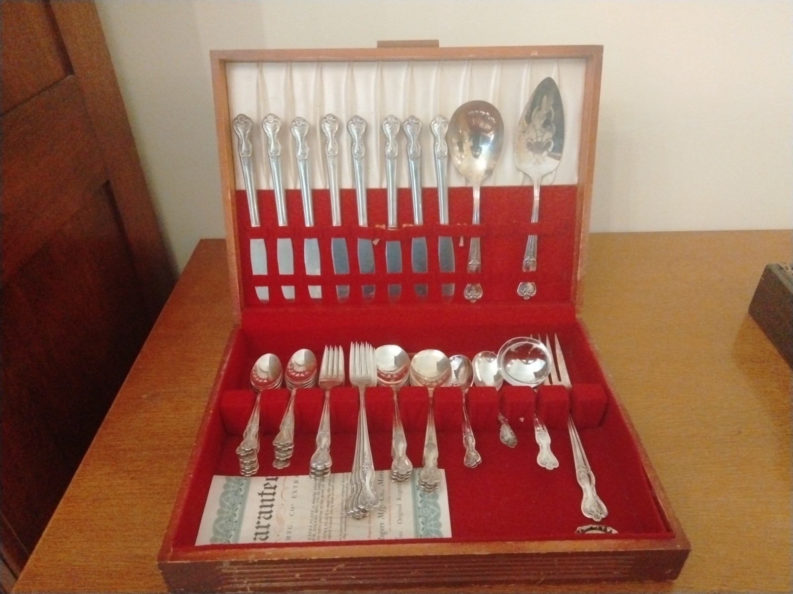 Wm Rogers Extra Plate Silverware Set