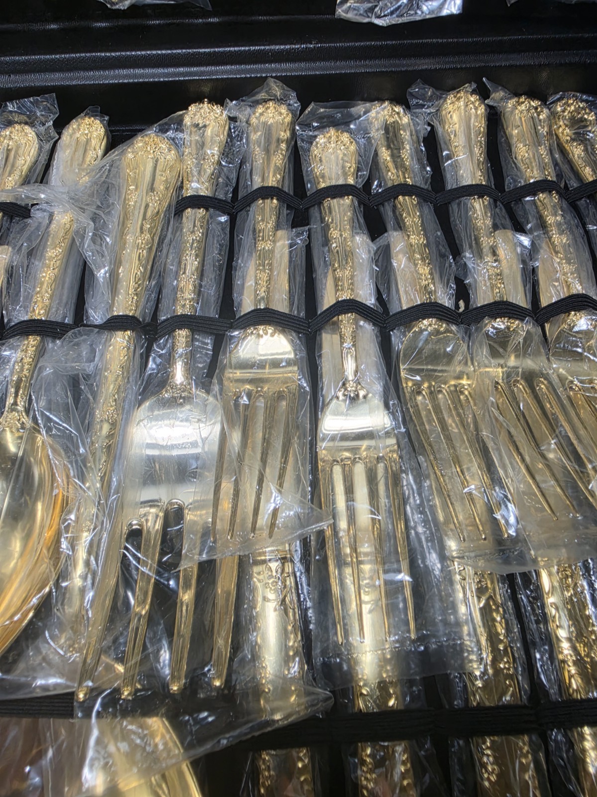 WM Rogers & Sons Enchanted Rose Gold Plated Flatware Set 52 Pc New With Case New