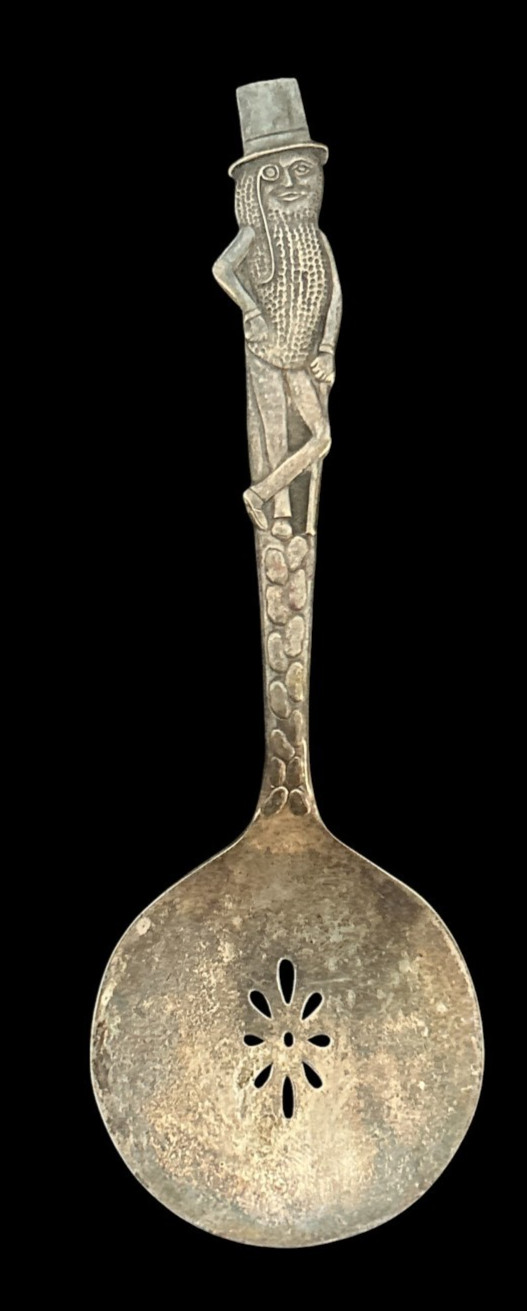 VINTAGE MR. PEANUT SLOTTED CARLTON SILVER PLATE SOUVENIR 5″ SPOON BPC