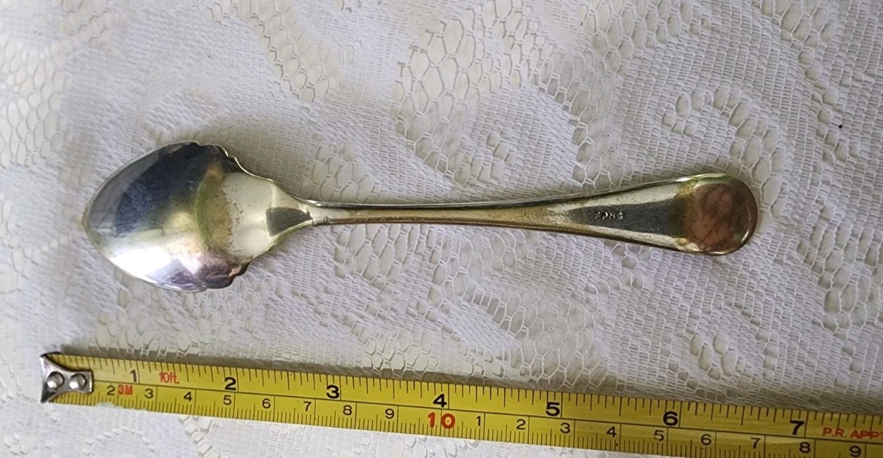 🥰SOMEWHAT DISTRESSED HIGHLY ORNATE EUORPEAN SILVERPLATED JELLY SERVER SPOON🍯