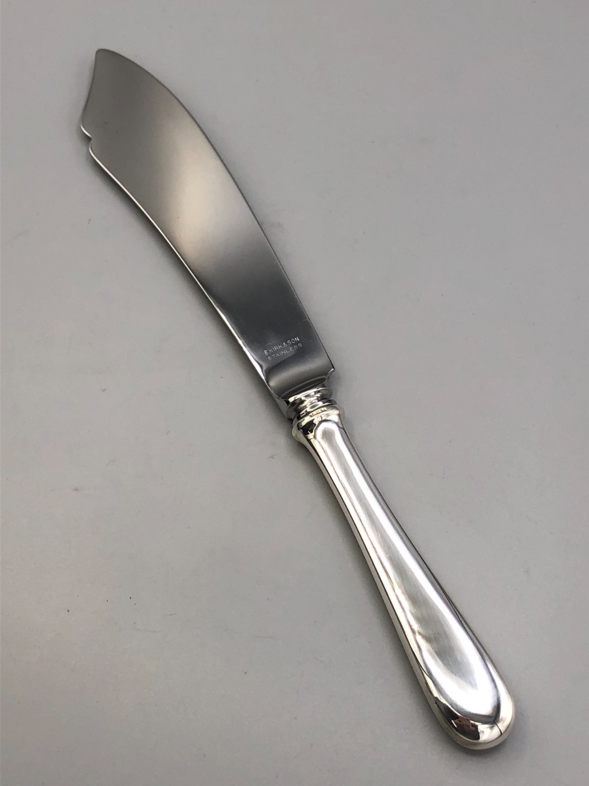 Old Maryland Plain by Kirk sterling silver Fish or Dessert Knife 10.25″