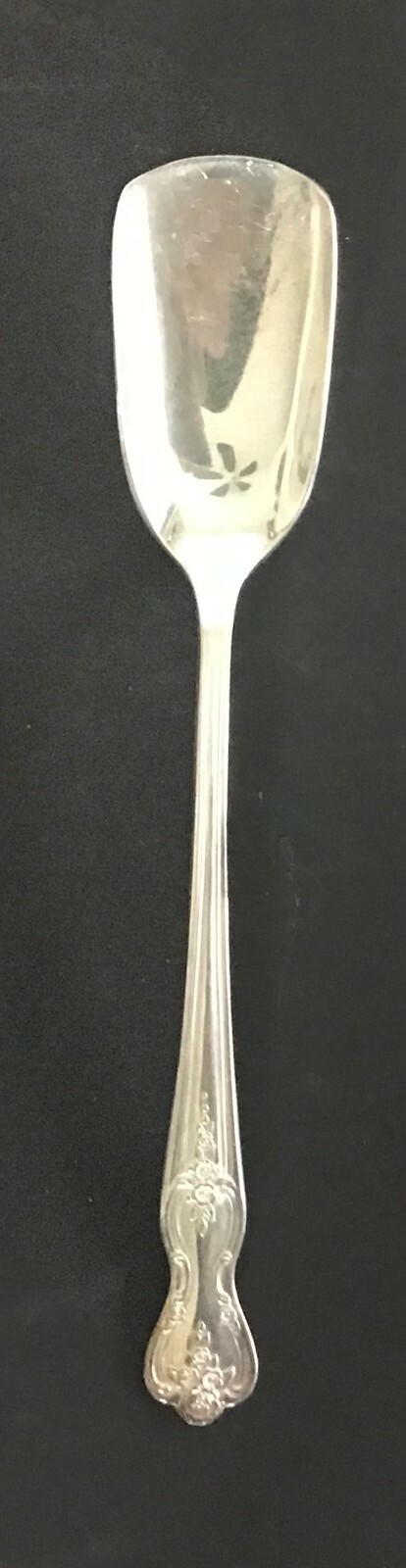 MCM Wm Rogers Mfg Co Extra Plate BonBon Scoop ~ Magnolia aka Inspiration ~ 1951