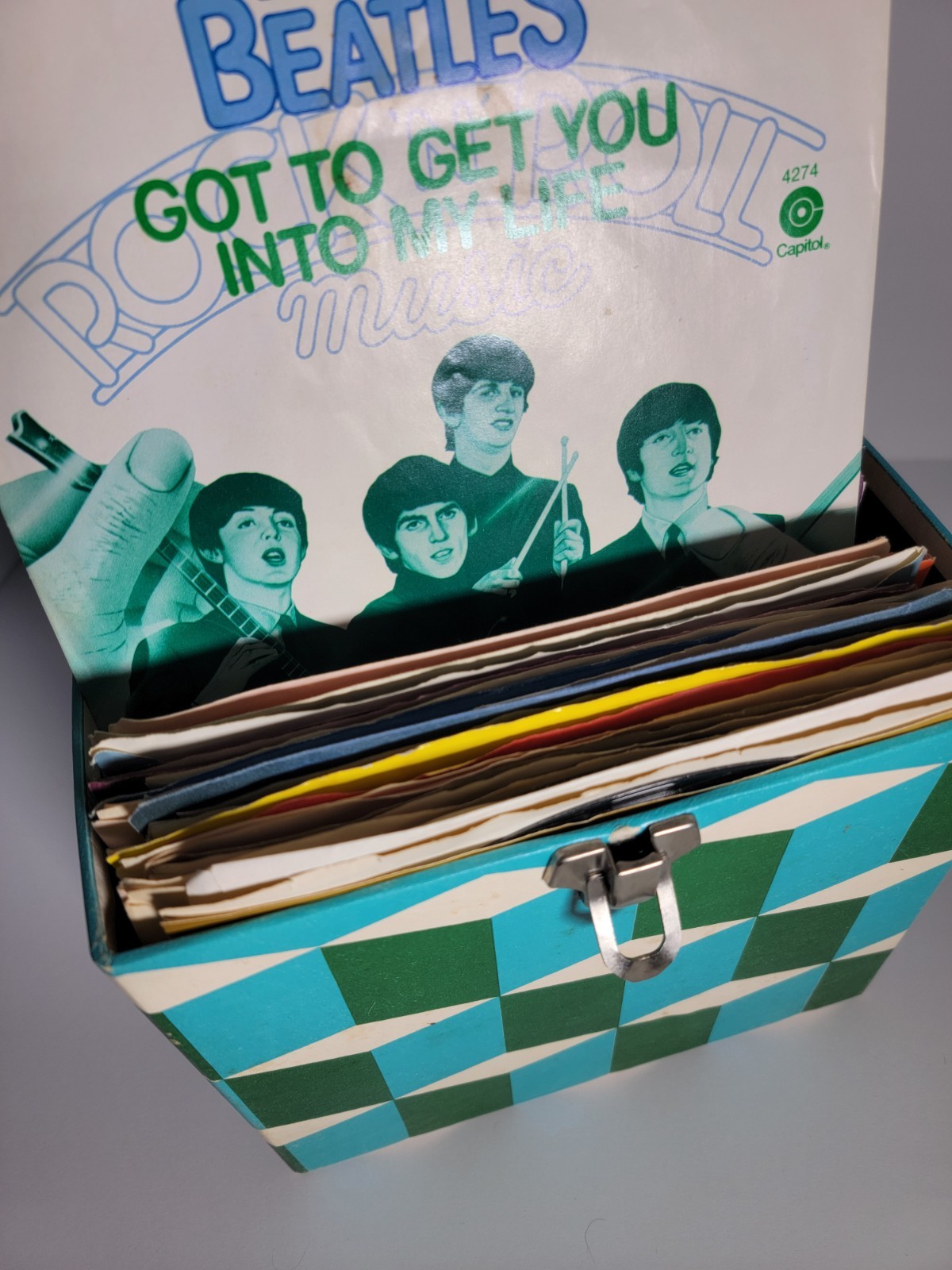 Vintage Vinyl 7″ Records 50 Count. 60s, 70s, And 80s. Bands in Description.