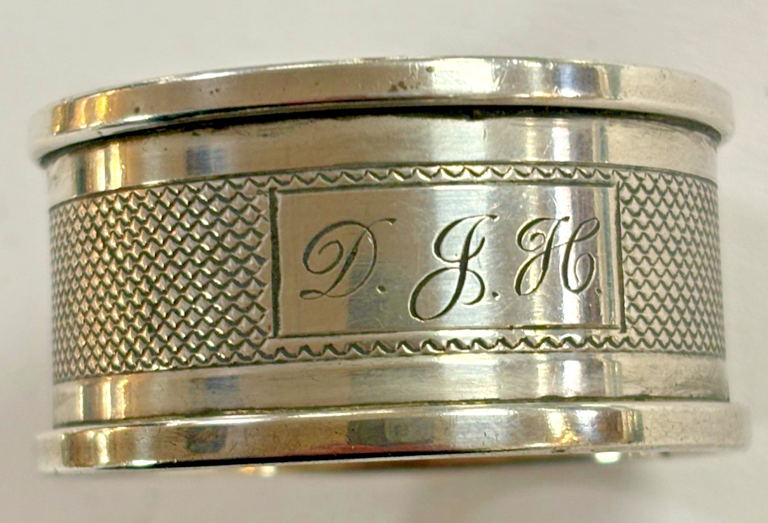 1922 Sterling Silver Napkin Ring by Henry Griffiths & Sons Ltd – 15.9g