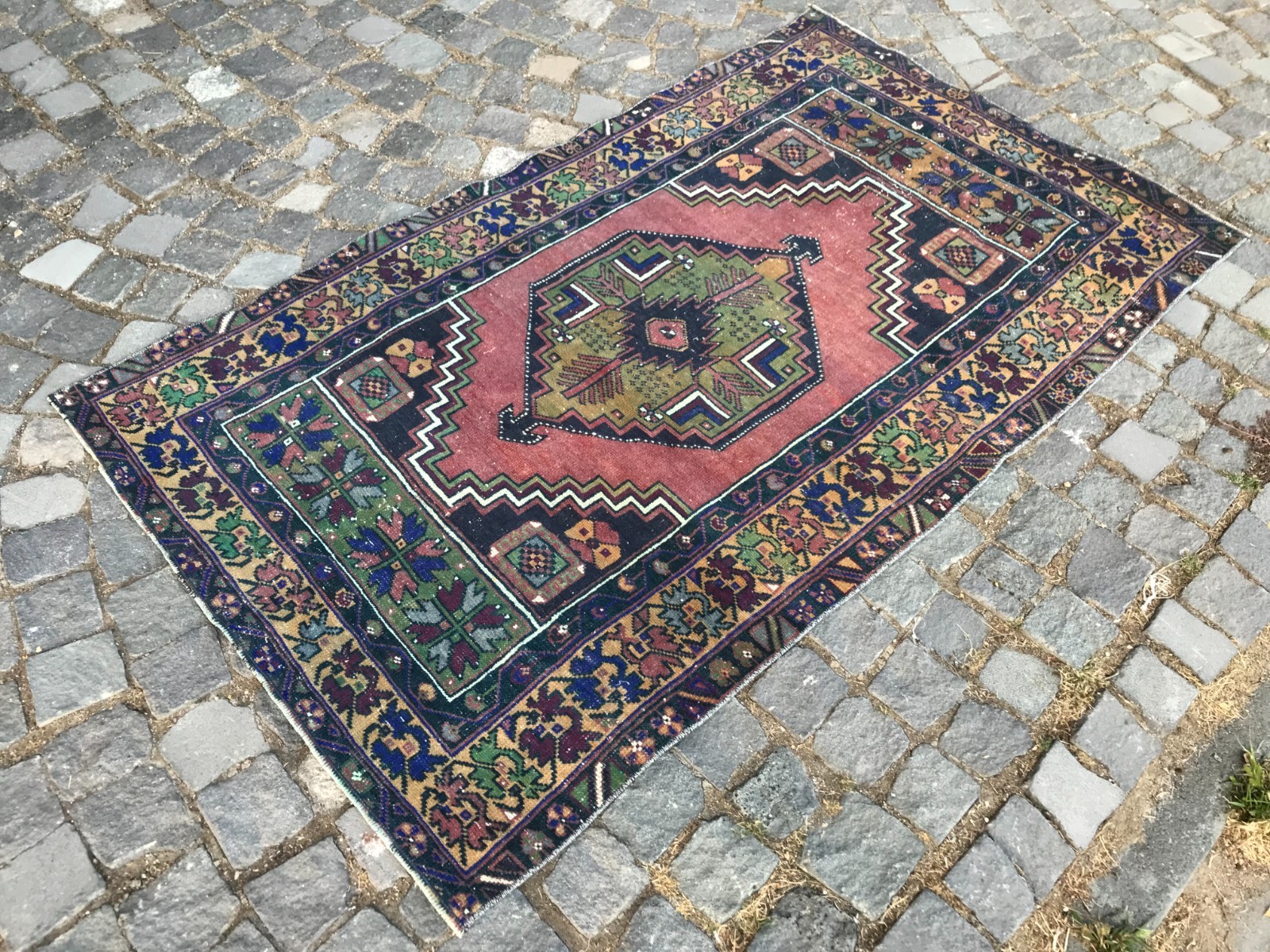 Bohemian Area Rug Handmade Wool Rug Turkish Vintage Traditional Rug 3,4 x 3,8 ft