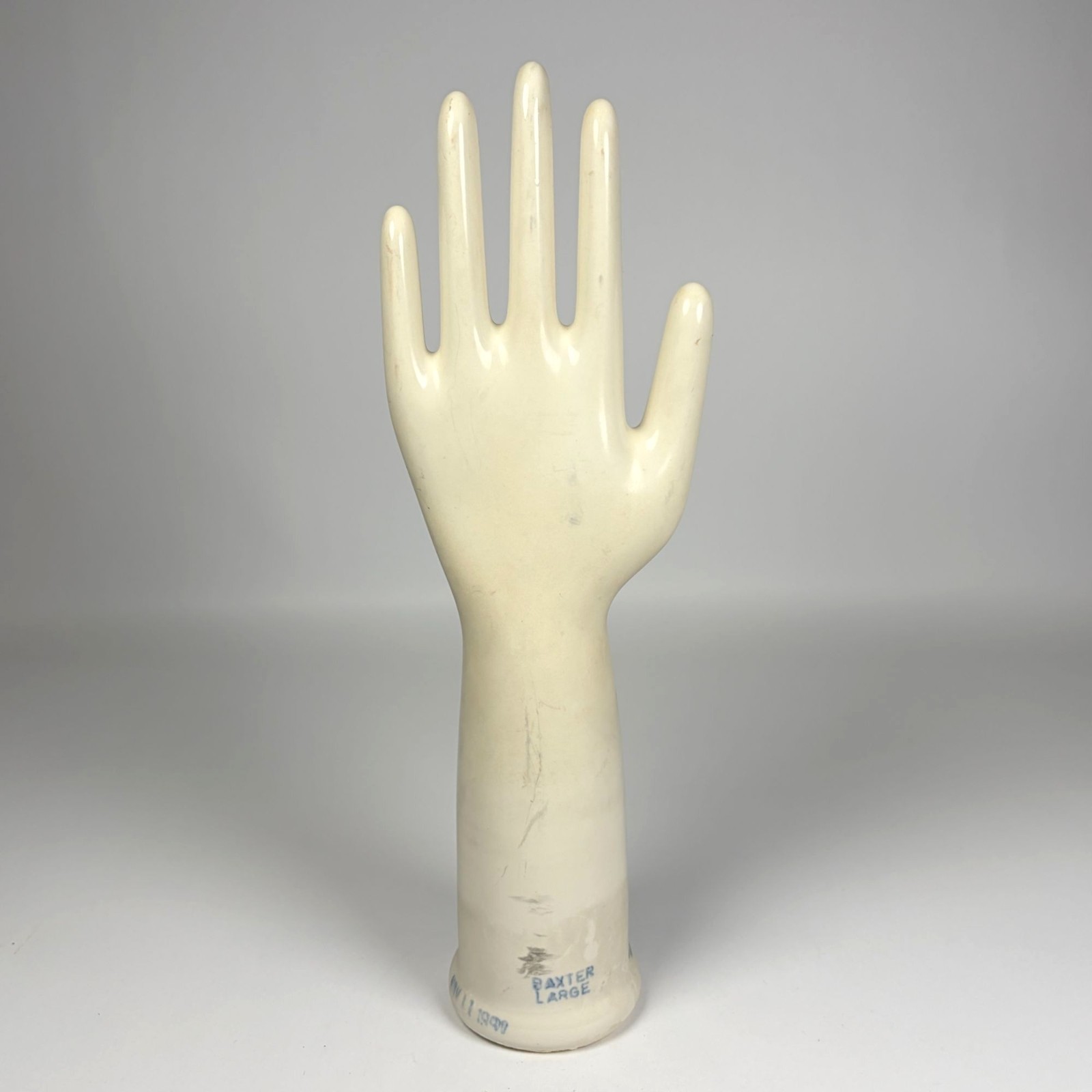 Vintage Porcelain Glove Mold Hand Form Baxter Size L Jewelry Display 1990s