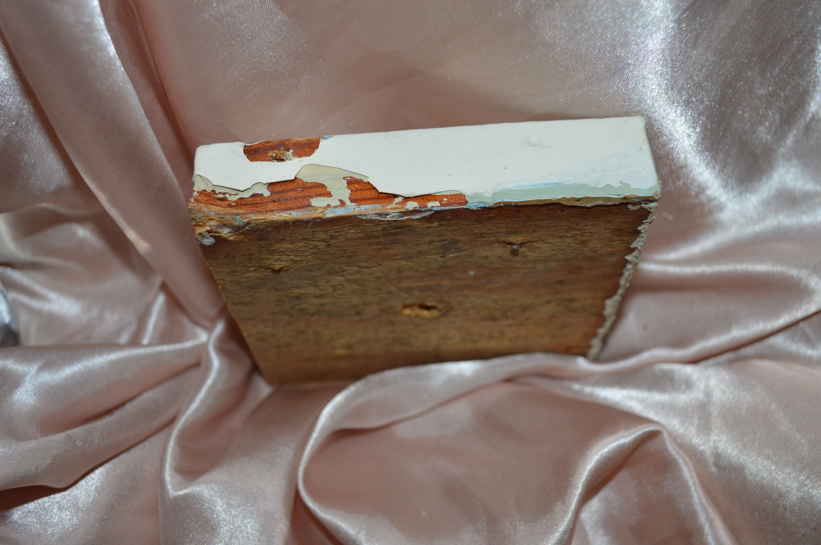 Antique Corner Square Molding Primitive 4″