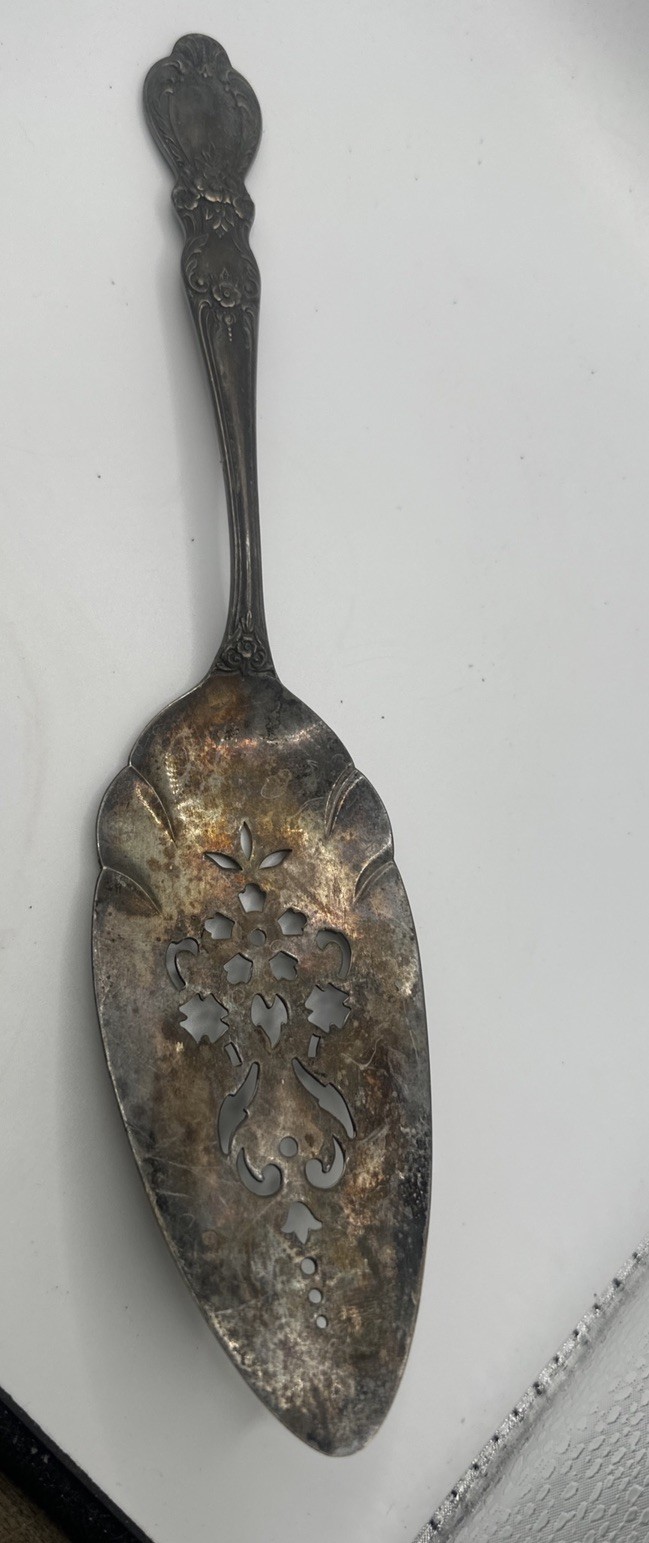 Silver Plated 1847 Rogers Bros IS Heritage Pie & Cake Server 10 5/8″ – Vintage