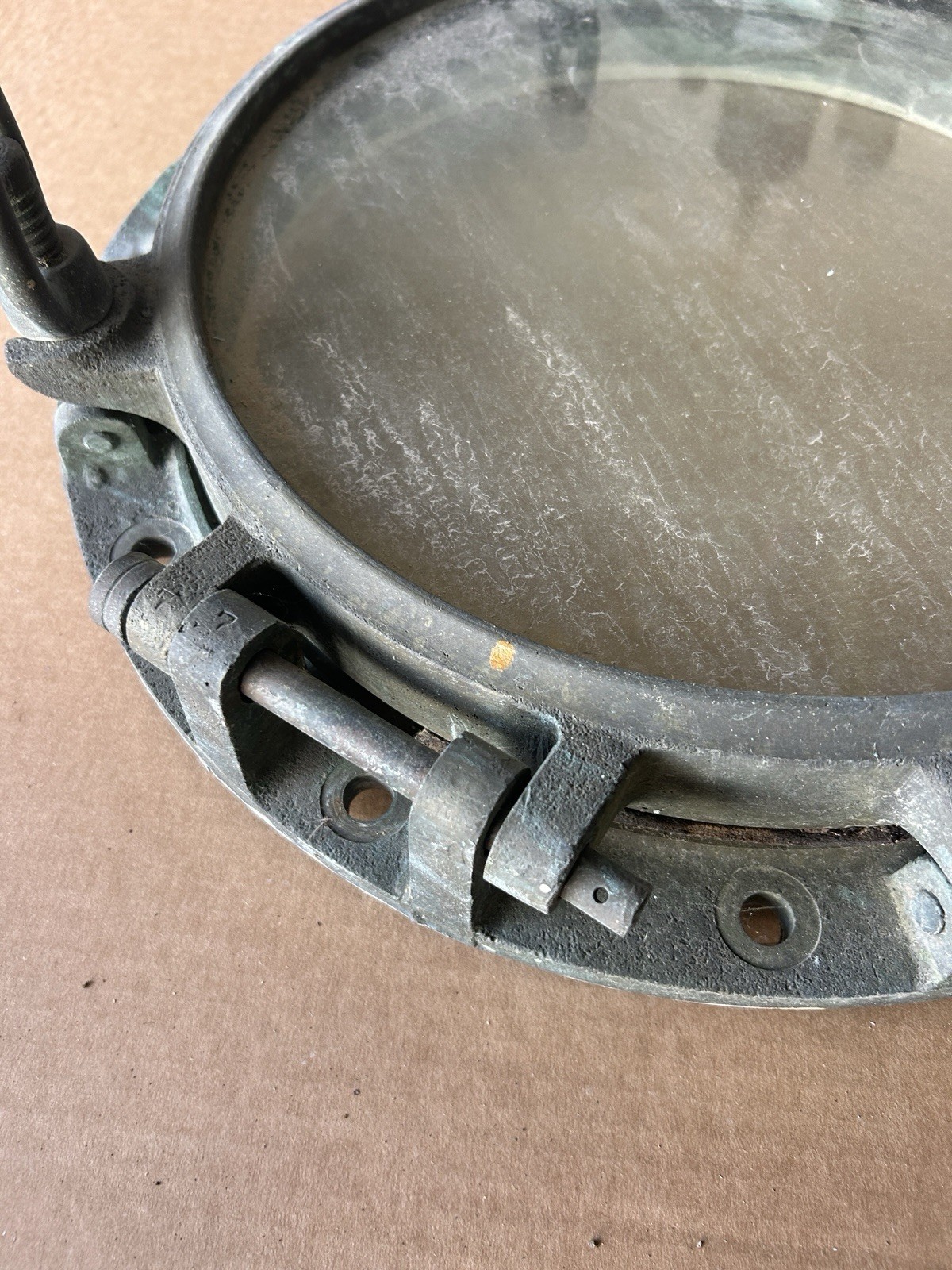 Round Porthole Window w/ Glass Lens, Metal Mounting Flange Ring