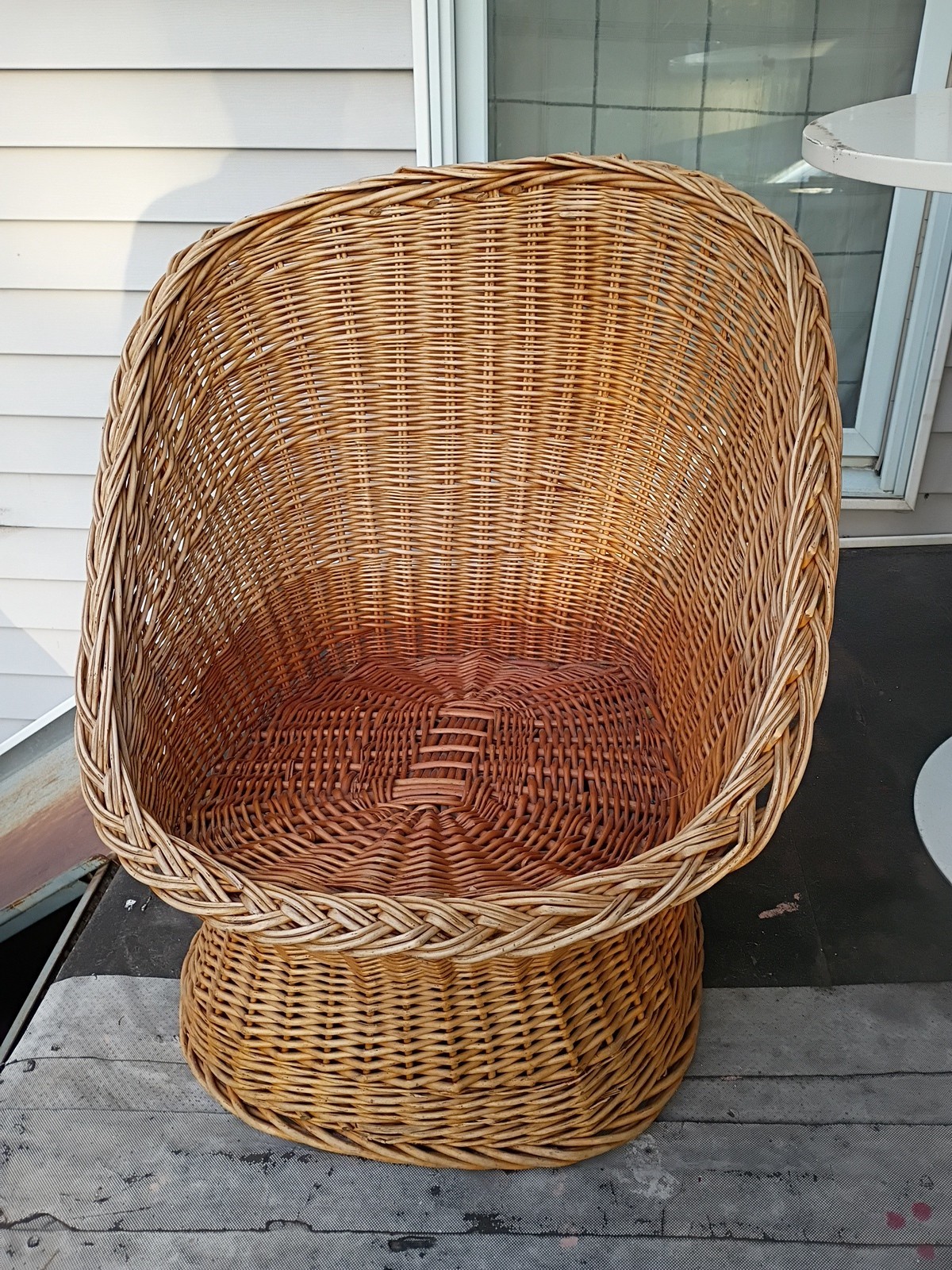 Vintage ⭐️WicKer Accent Chair BOHO ⭐️Rattan 70s Egg Cup Bucket natural Coastal