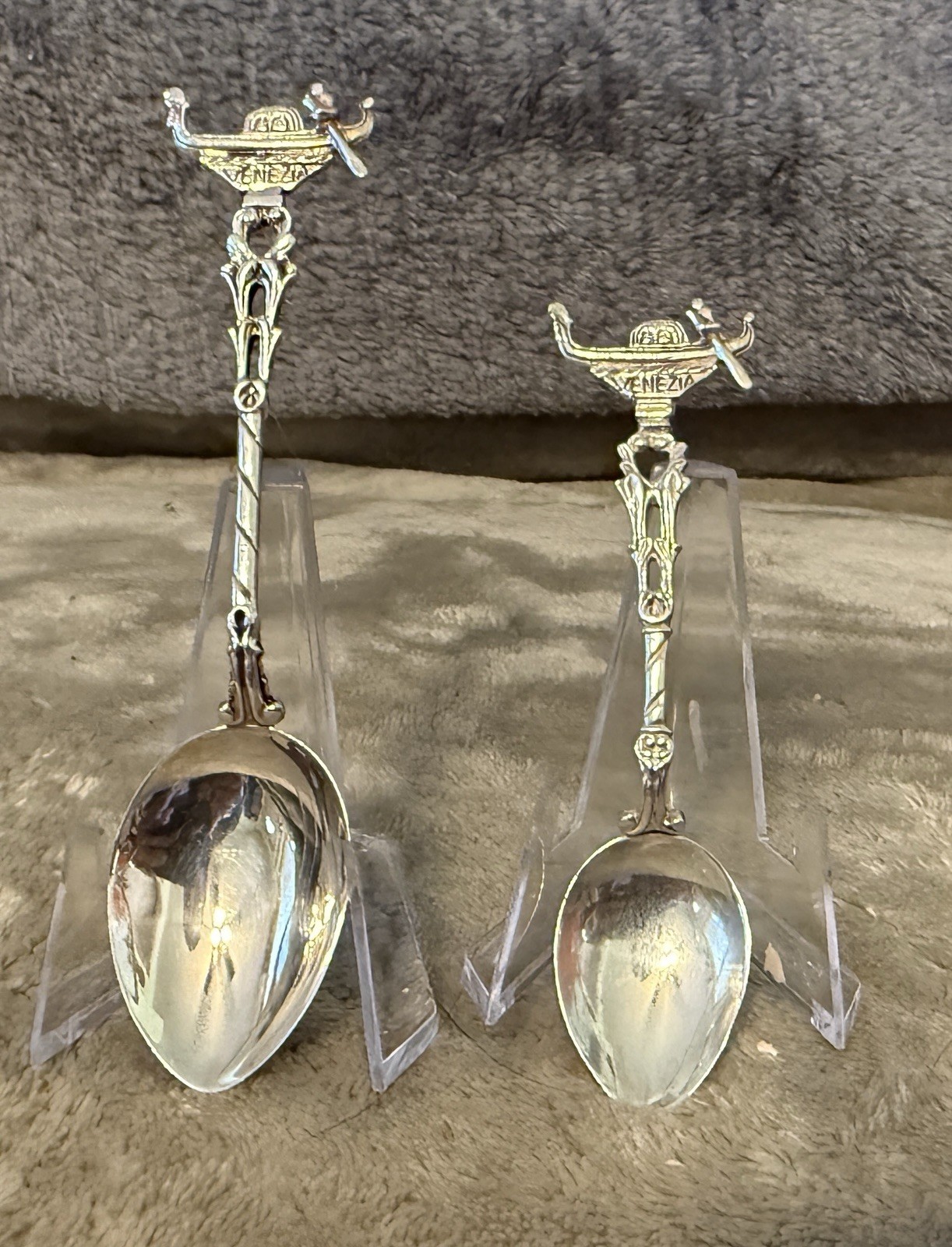 Pair Of Vintage .800 Silver Venezia Venice Souvenir Collector Spoons