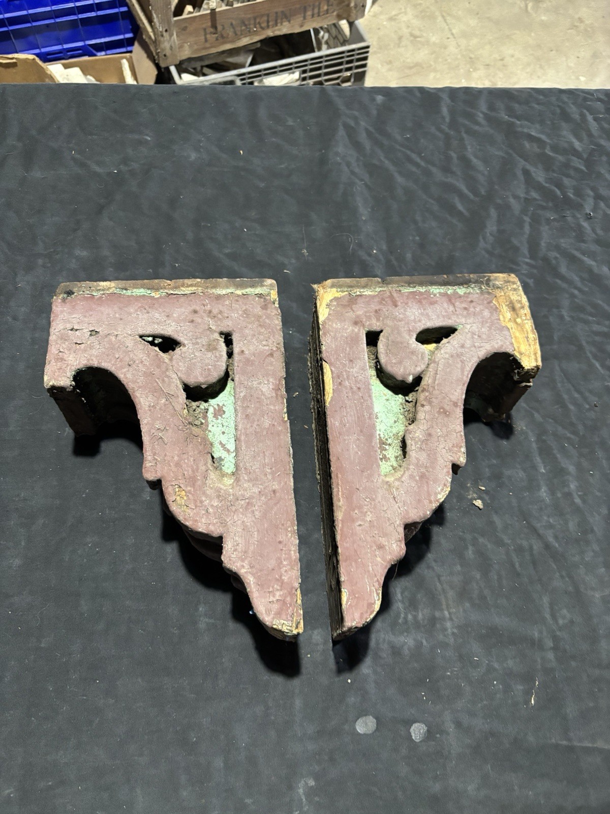 ~ PAIR OF ANTIQUE VICTORIAN CORBELS 10.5 INCHES ~ ARCHITECTURAL SALVAGE