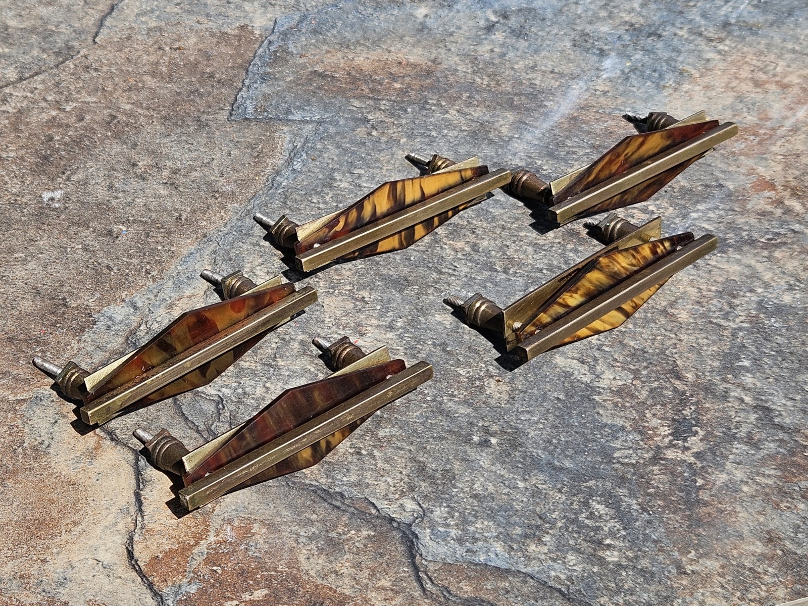 Set Of 5x Vintage Retro Tortoiseshell Bakelite Brass Drawer Handles Cabinet
