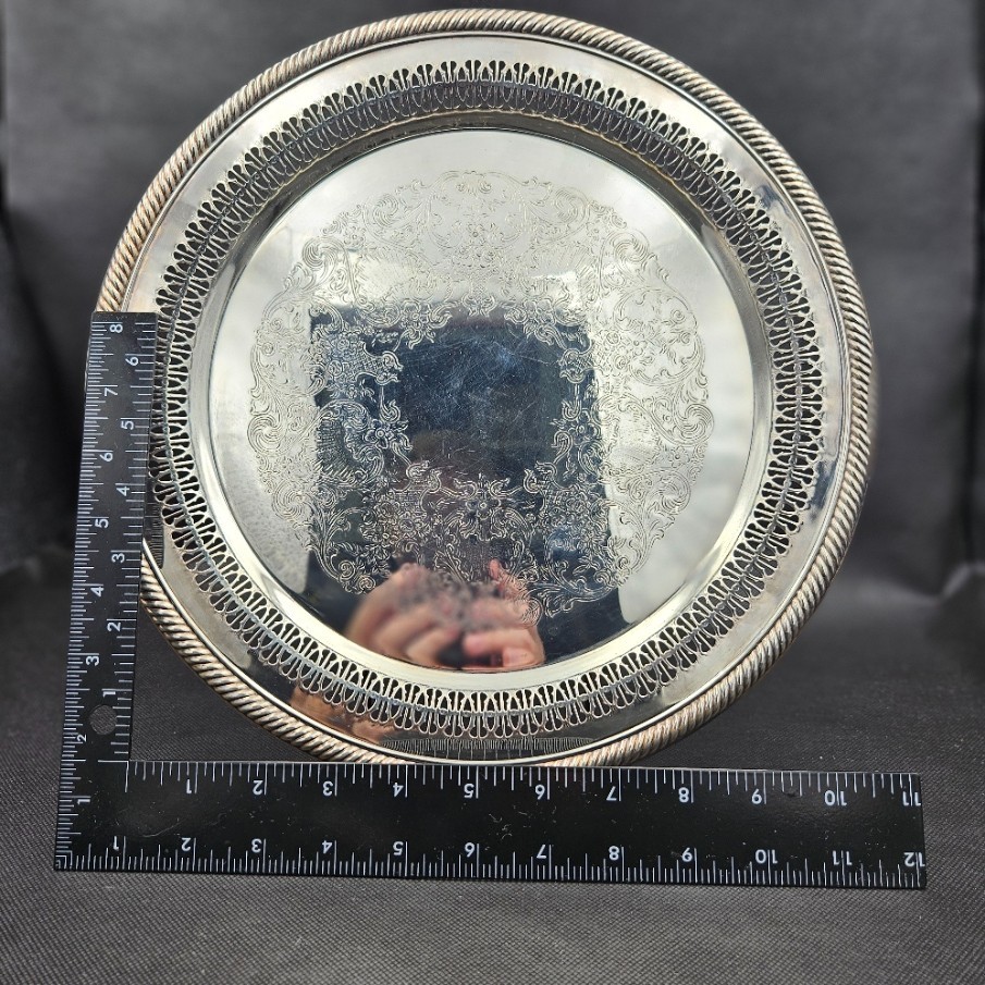 International Silver Co 12″ Silverplate Round Serving Tray Pierced Rim Rope Edge