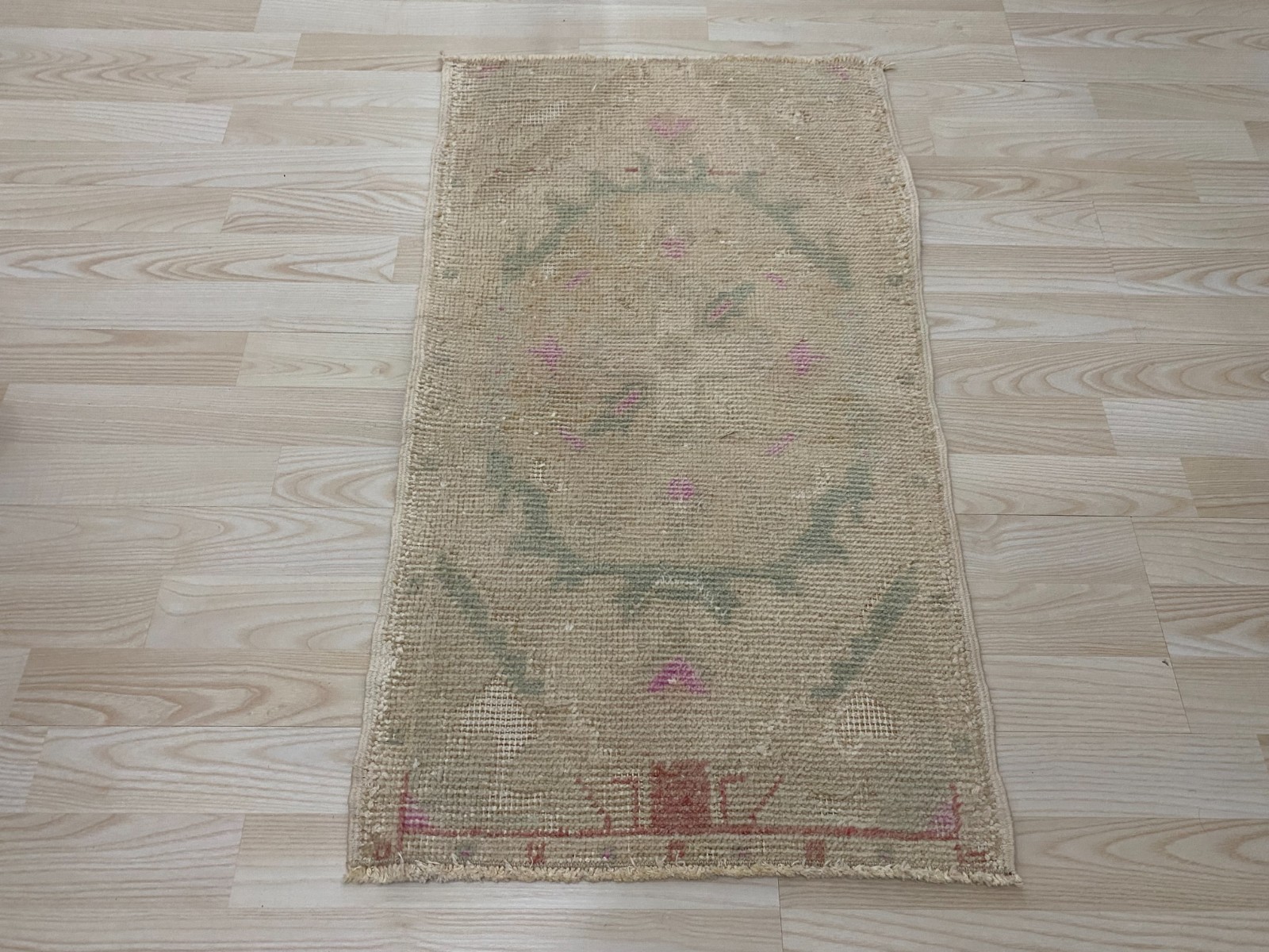 Minimal Faded Turkish Vintage Small Rug 1.7 x 3 ft Soft Pastel Medallion Design