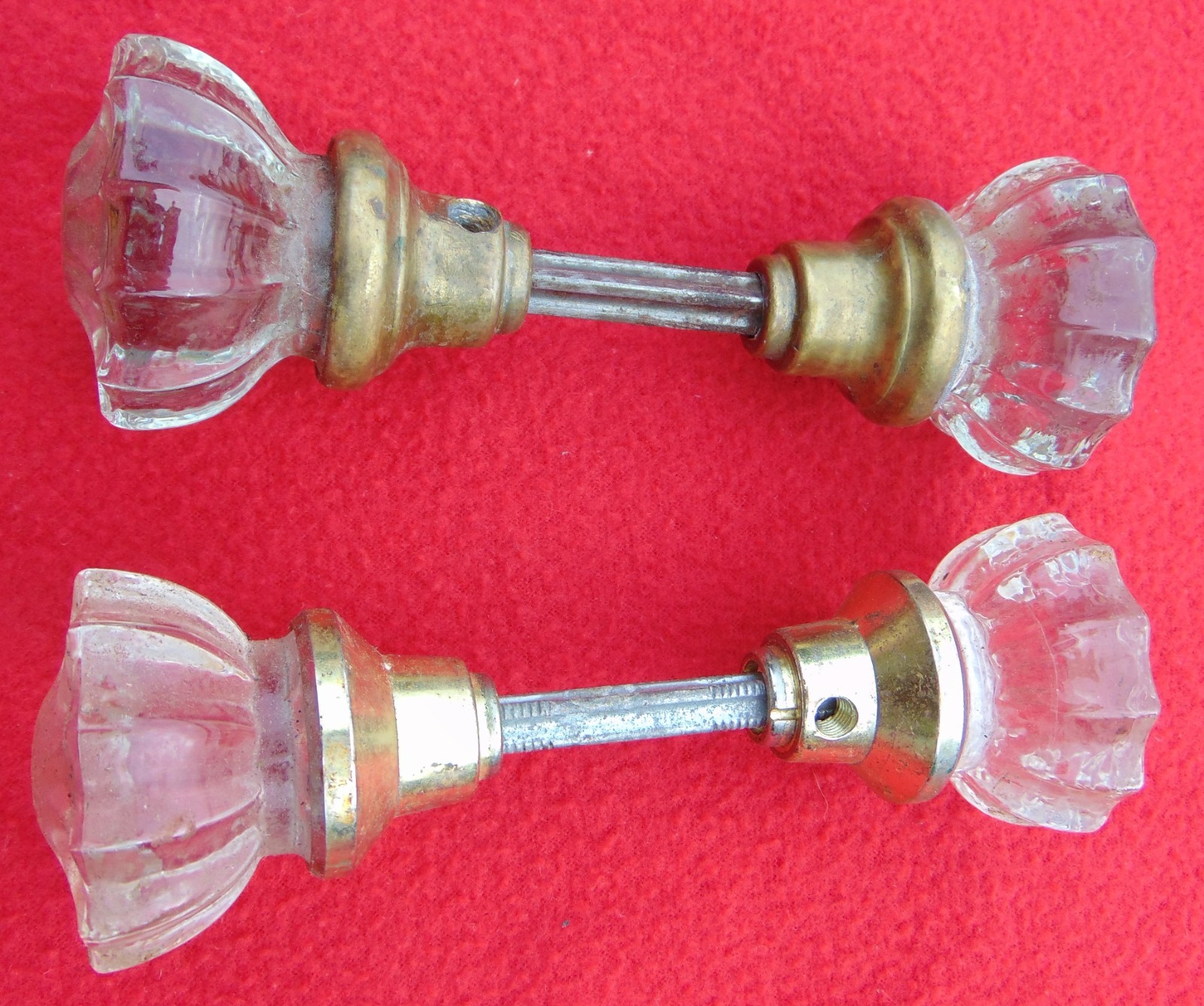 2 SETS OF VINTAGE CRYSTAL GLASS 12 POINT DOOR KNOBS ~ 2″ DIAMETER ~ BRASS