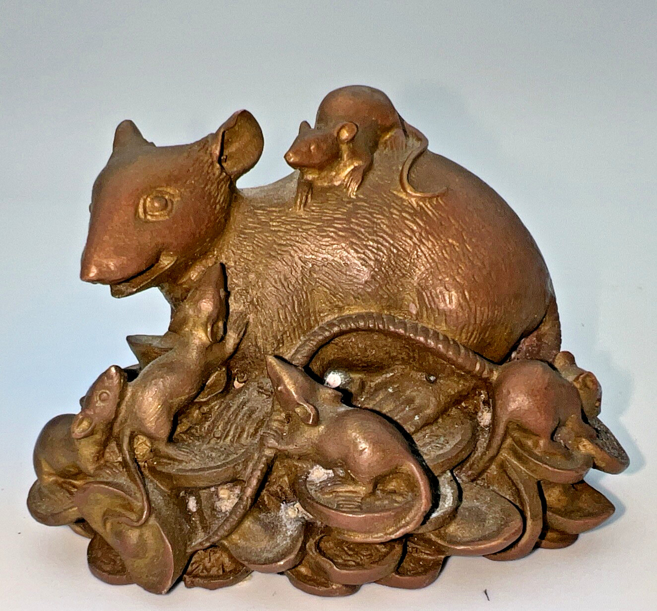 Chinese Vint BRONZE Patineated Solid Sculpture RAT & BABIES Coins Luck Fortune