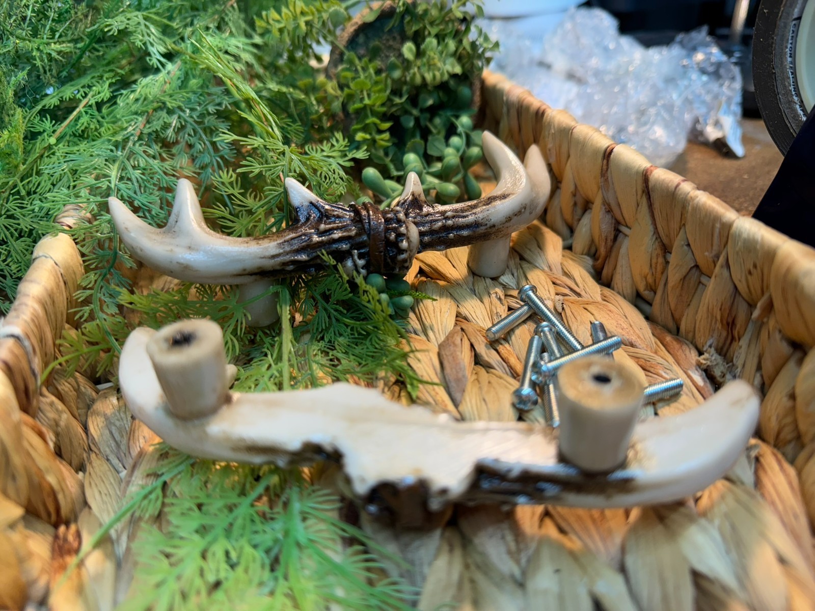 Rustic Antler Pulls (2-Pack) 6″ Cabinet Hardware Handles Knobs Lodge & Cabin