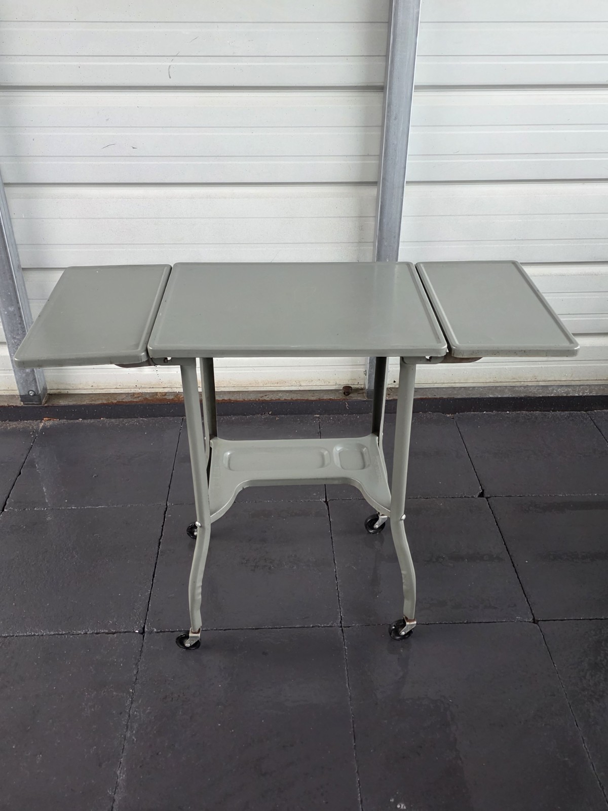 Vintage Toledo Guild Gray TYPEWRITER TABLE Drop Leaf Metal Rolling Stand 27″