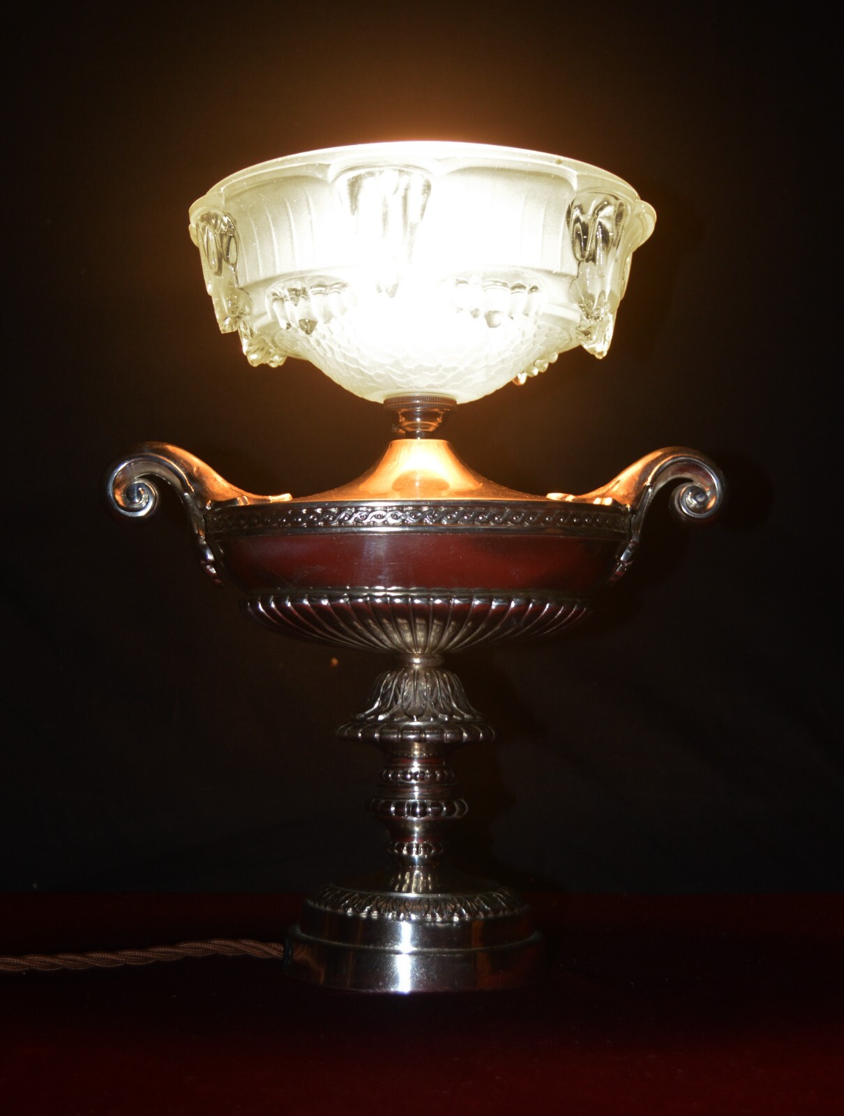 French Ezan Hand-Moulded Iridescent Shade & Aladdin Lamp Silver Plated 2-Handles