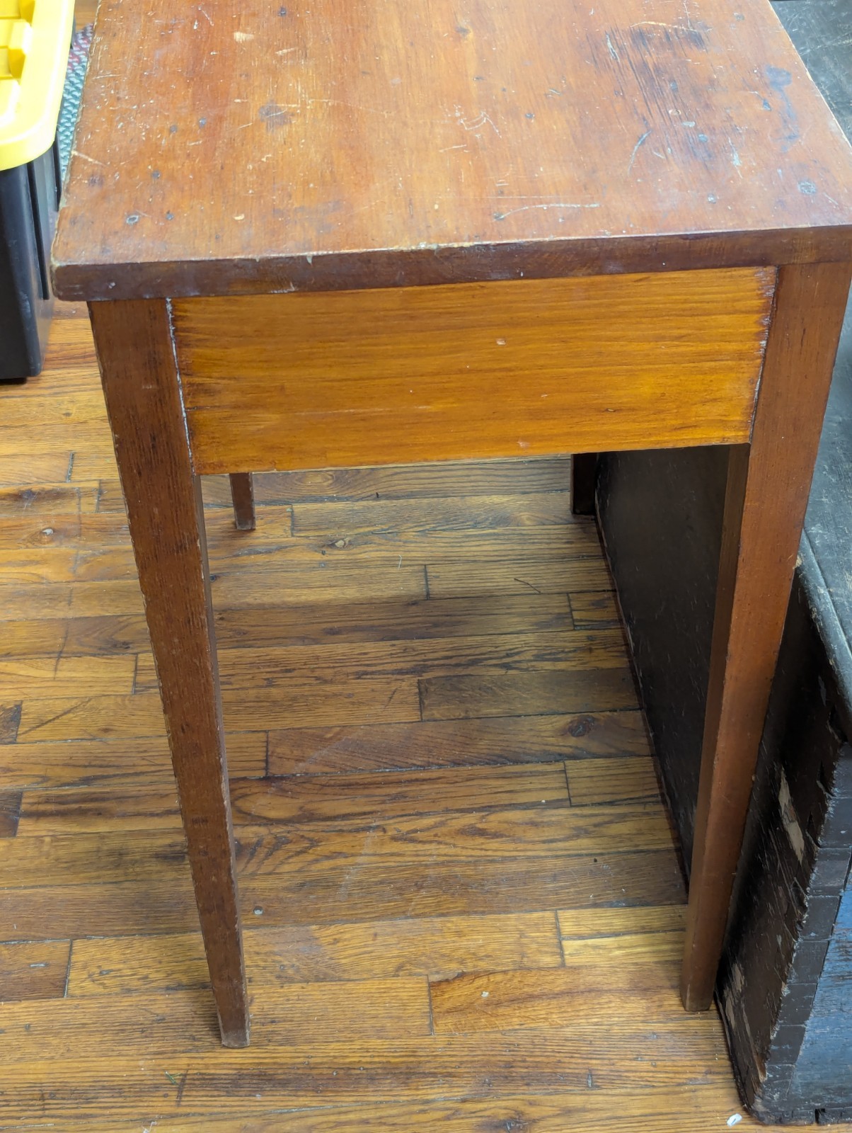 C. 1825 Yellow And White Pine Table Lower Delaware