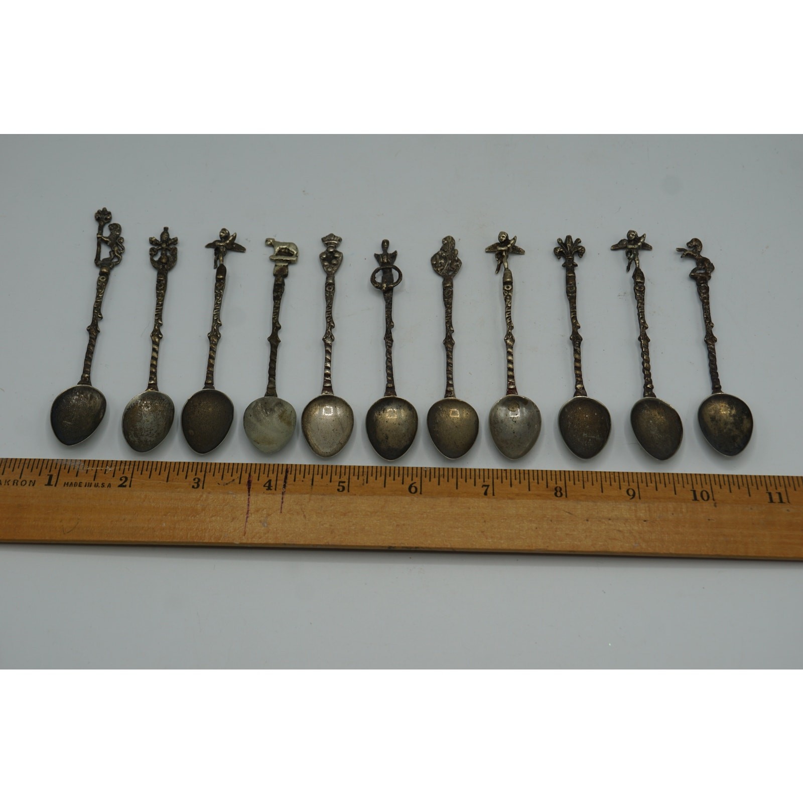 Vintage Set of 11 Italian Montagnani Style 5″ Ornate Demitasse Souvenir Spoons