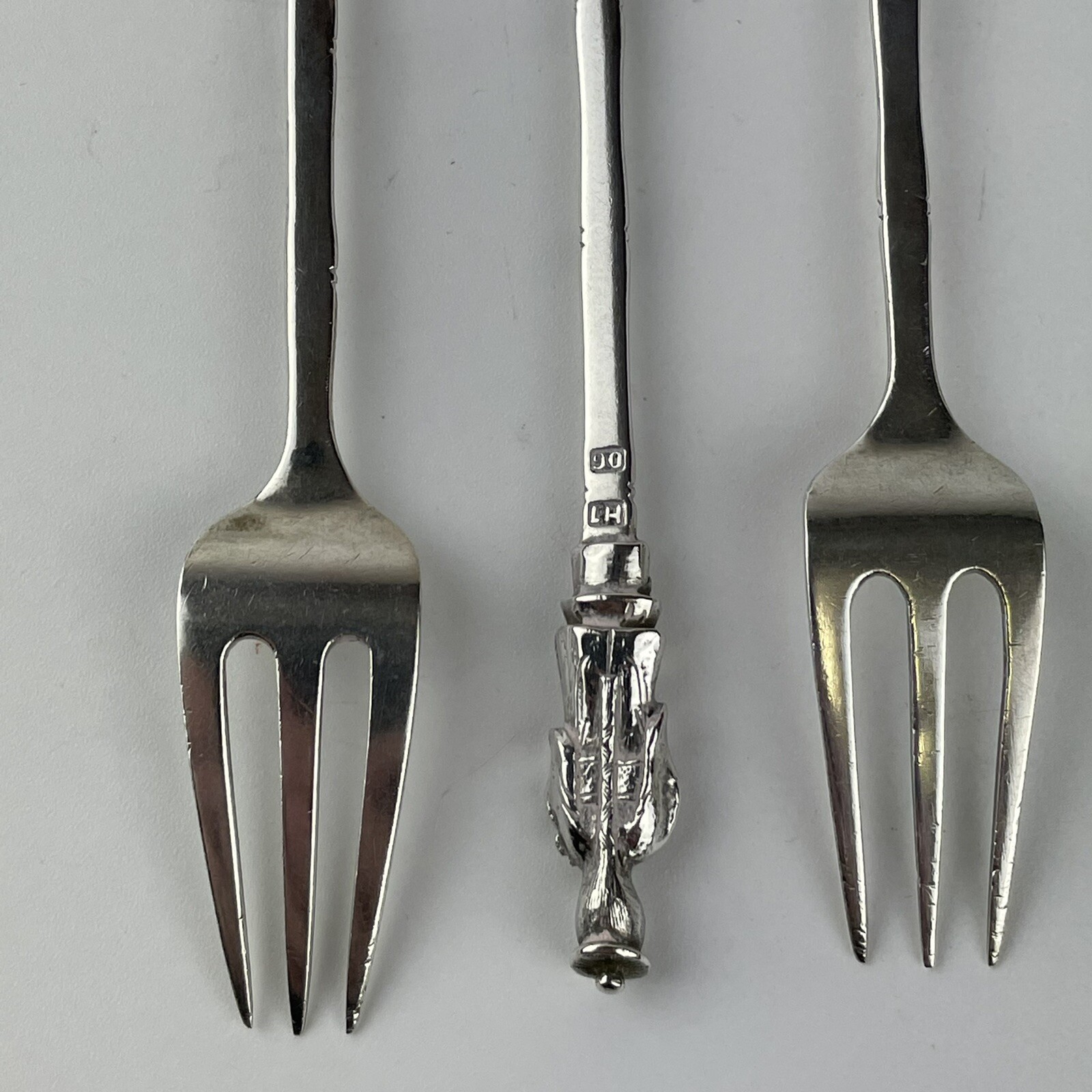 Antique Chinese Export Solid Silver 13.2cm Forks Bamboo & Figures Luen Hing