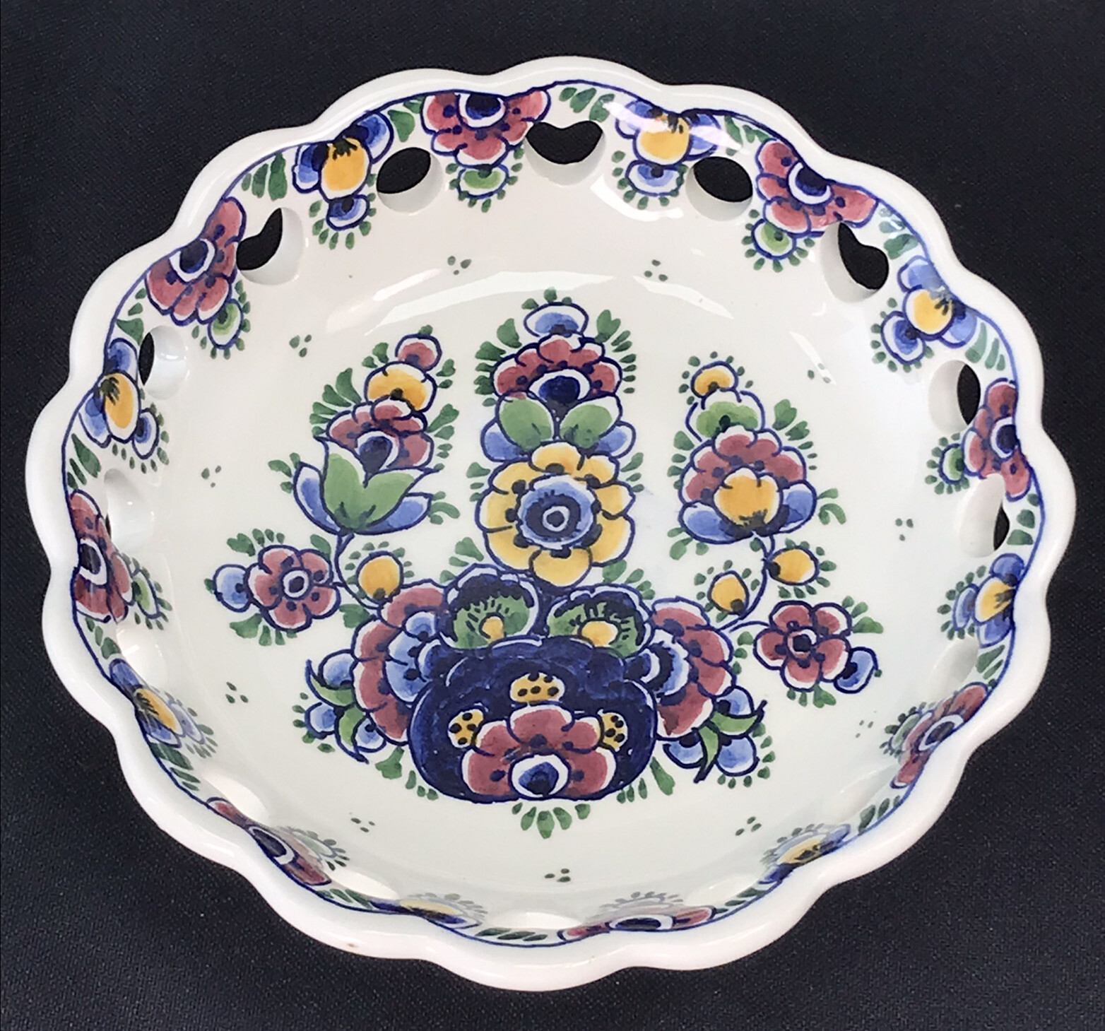 Small Vintage Dutch Delft Polychrome Pottery Plate Hand Painted Holland 5.5 In.