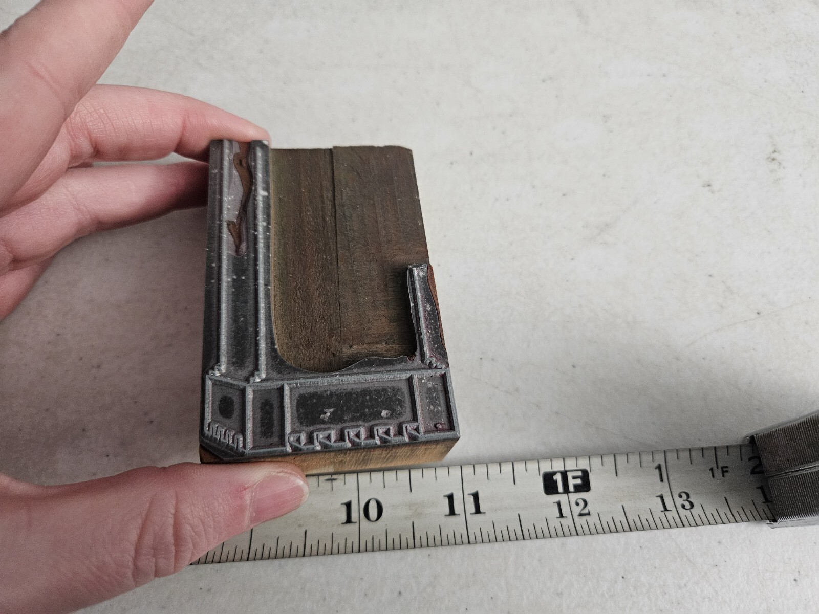 Vintage Letterpress Printing Block Building? Outline Part Unsure