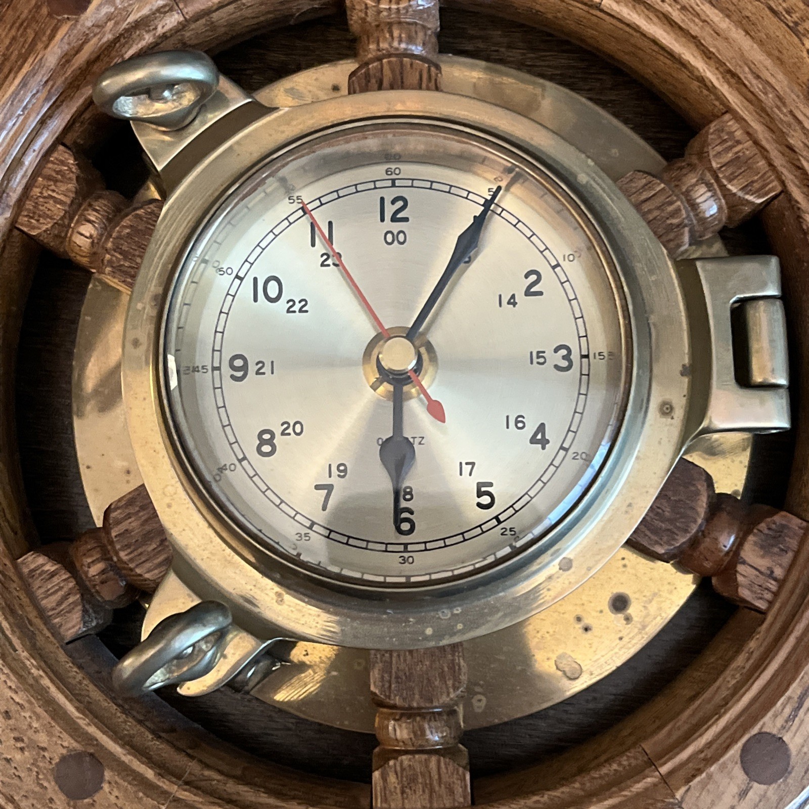 Vintage Captains Wheel 13”Solid Oak Wood & Brass Wall Clock Porthole Nautical