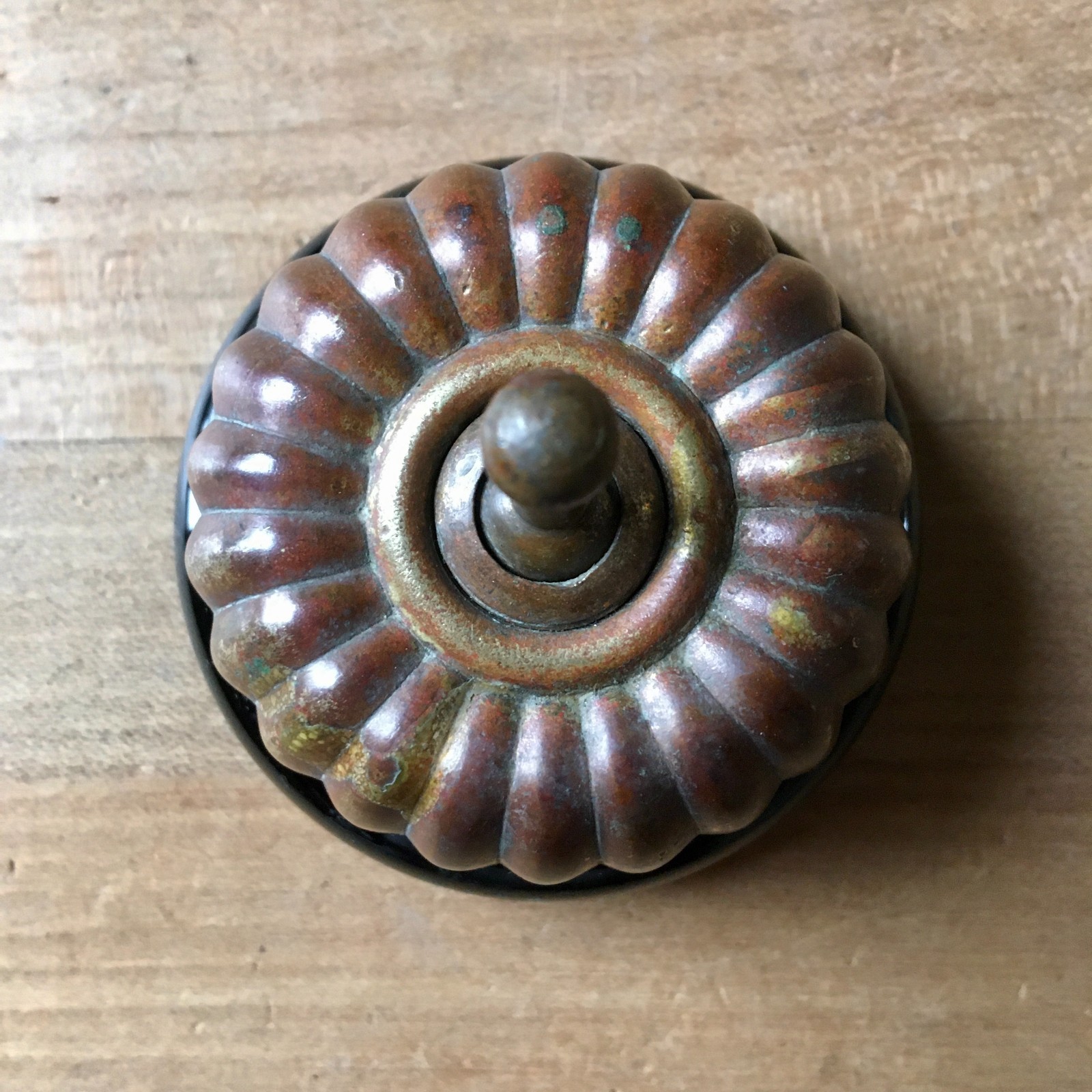 Antique Dolly Toggle Light Switch EDWARDIAN Old Brass Bronze Patina – 2 1/2″