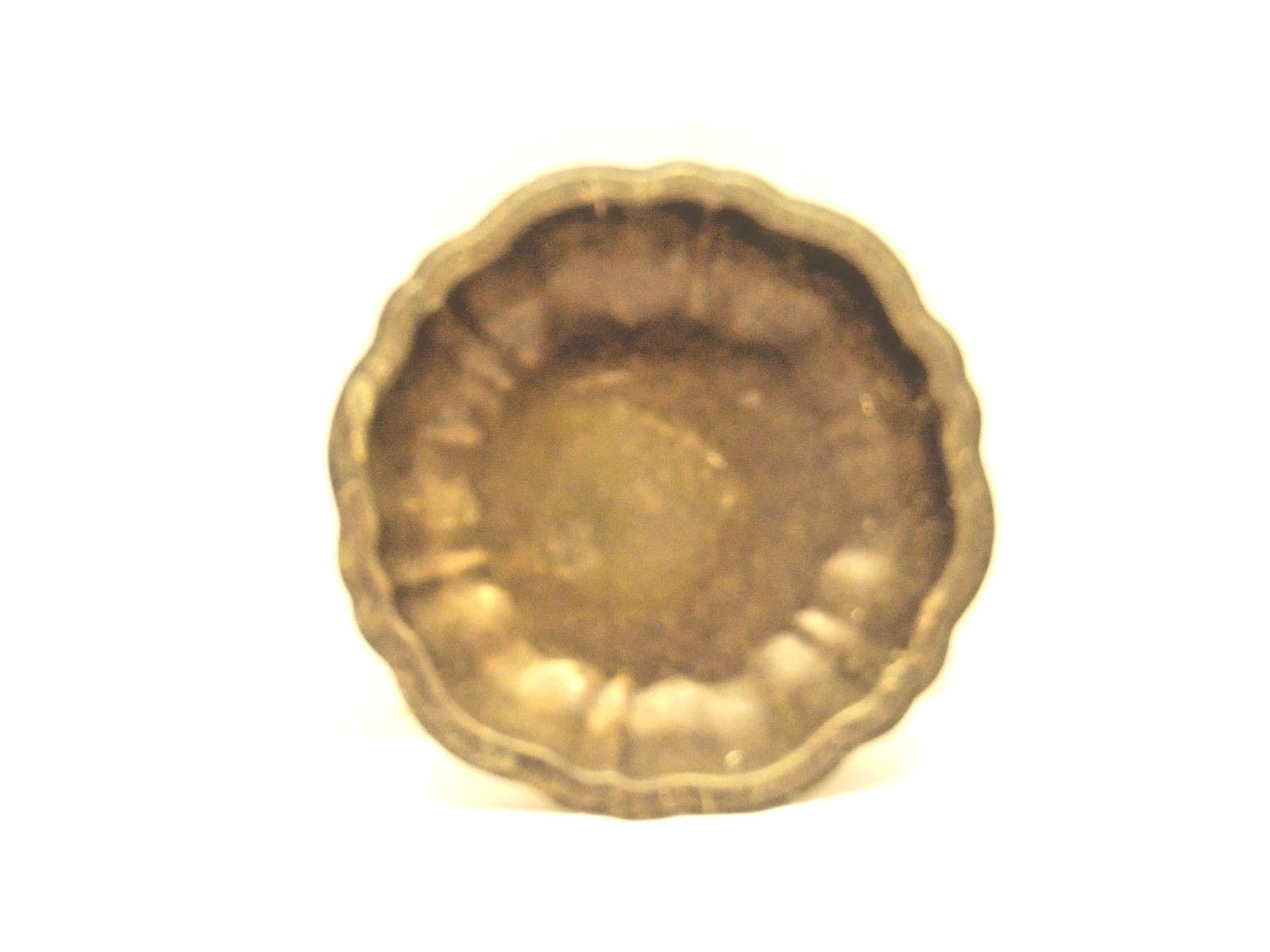 ONEIDA brand small vintage antique silver plated dish 5 3/4 inches