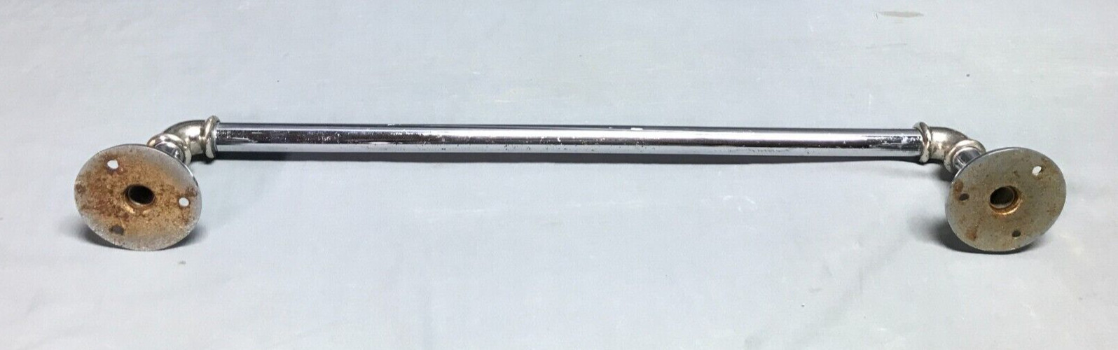 VTG 23″ Good MFG Chrome Over Brass Industrial Style Towel Bar Rack Old 1122-24B