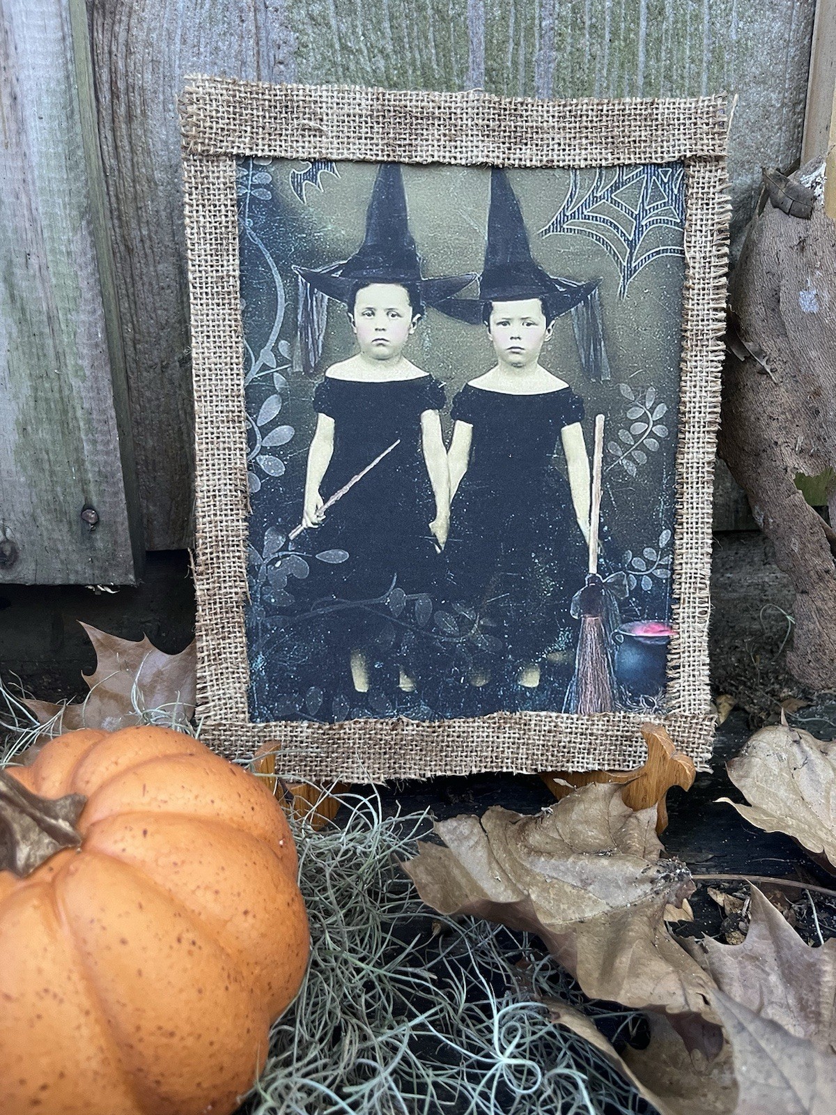 Prim Picture Plaque, Halloween Little Witches, Handcrafted Rustic Grungy #17