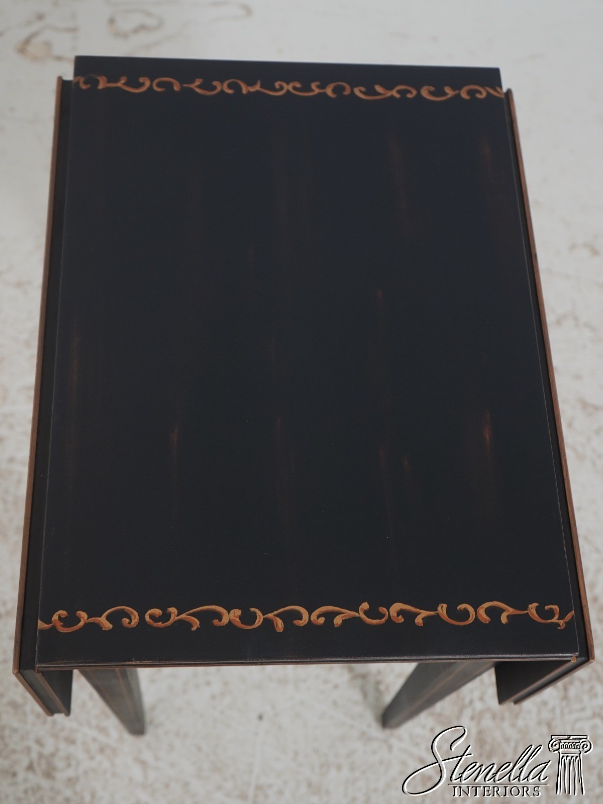 L72090: SHERRILL Black & Gold Crackle Paint Pembroke Drop Leaf Table